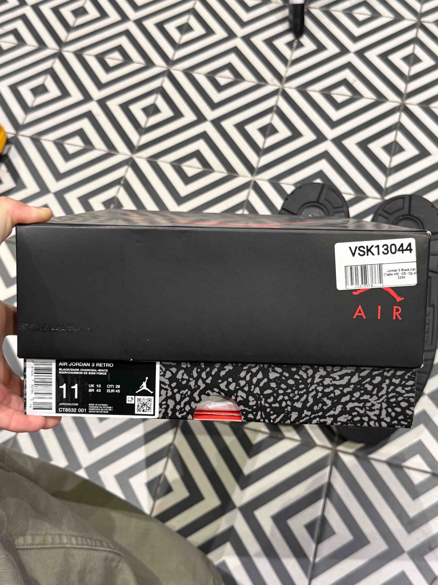 Jordan 3 Black Cat (Taille 45)