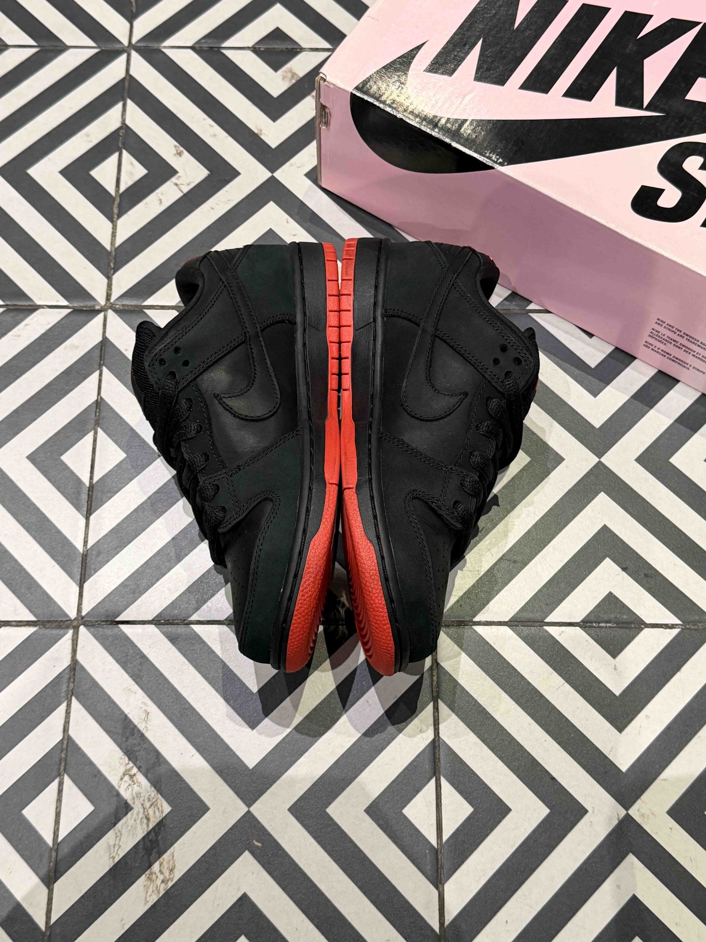 Dunk Sb Black Pigeon (Taille 38)