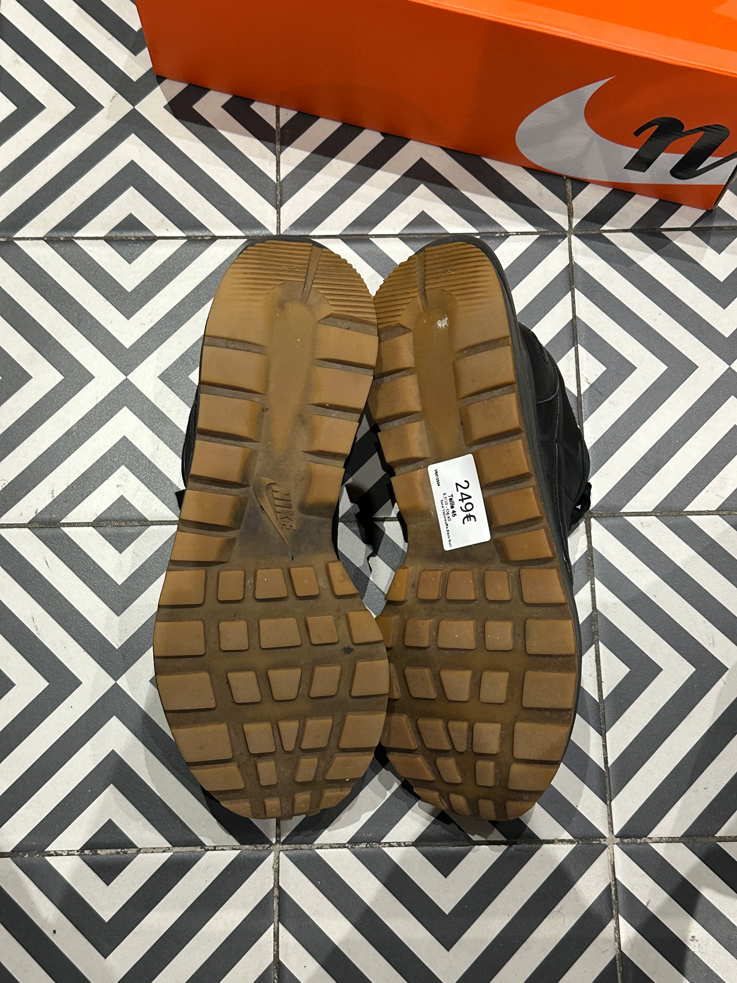 Sacai Vaporwaffle Black Gum (46)