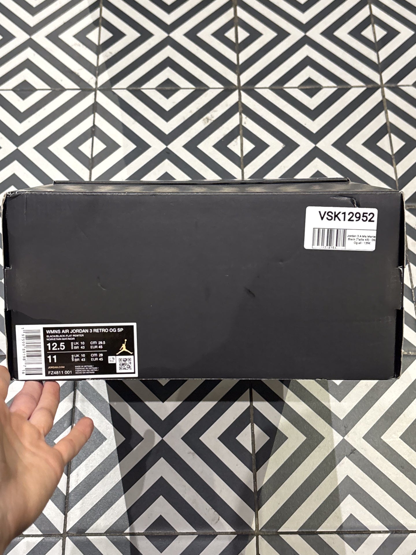Jordan 3 A Ma Maniere Black (Taille 45)