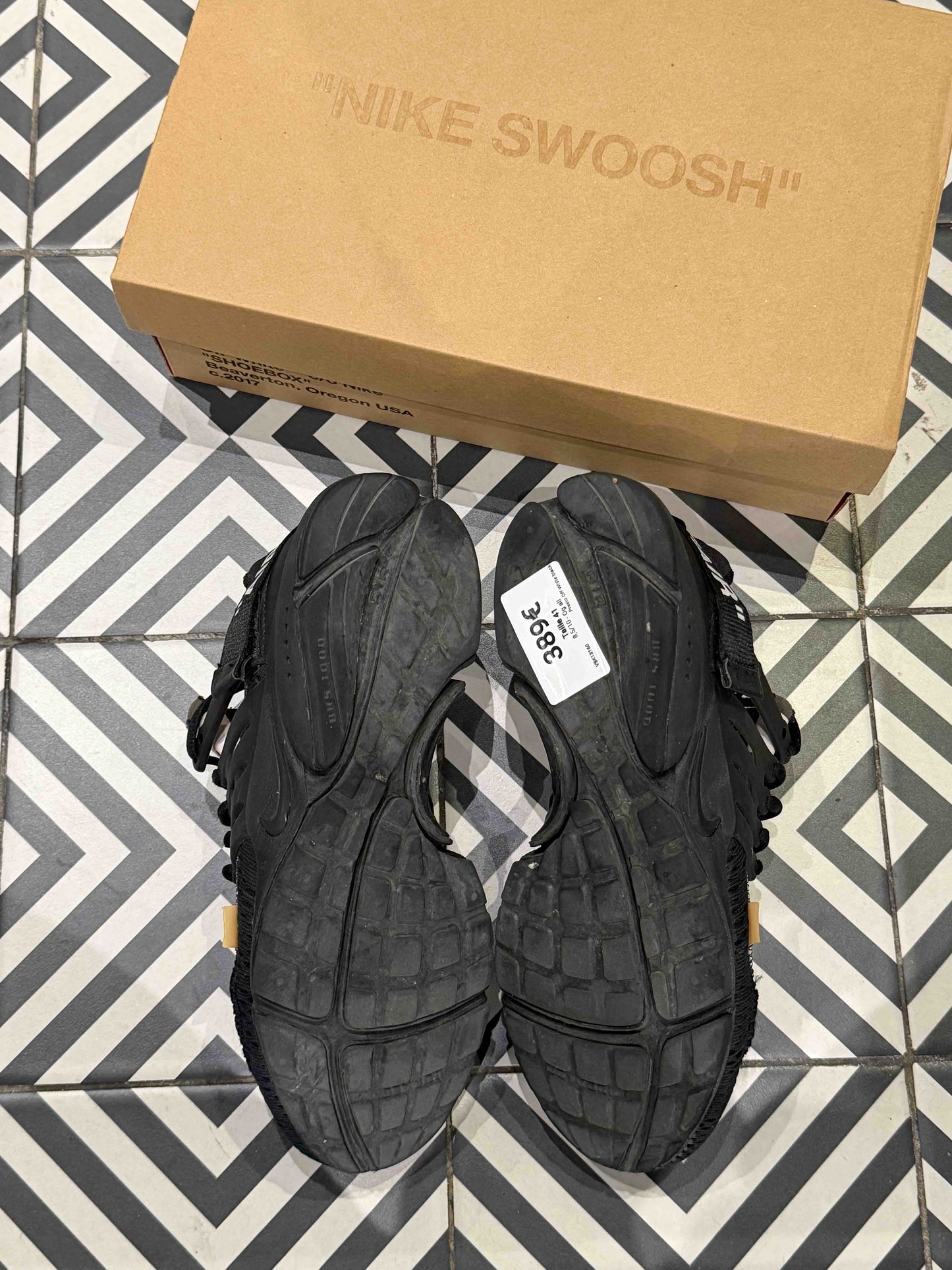 Presto Off-White black (Taille 41)