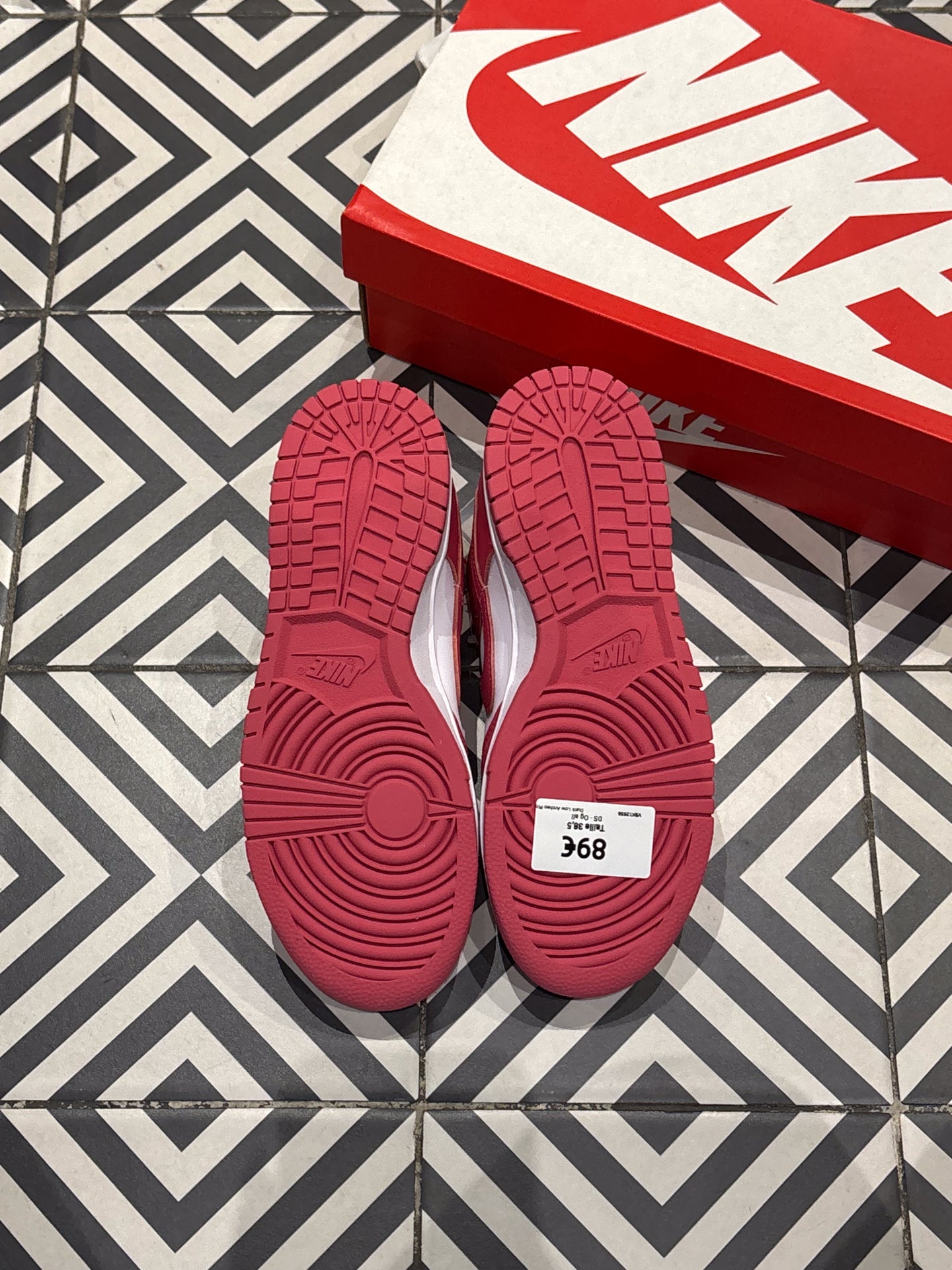 Dunk Low Archeo Pink (Taille 38,5)