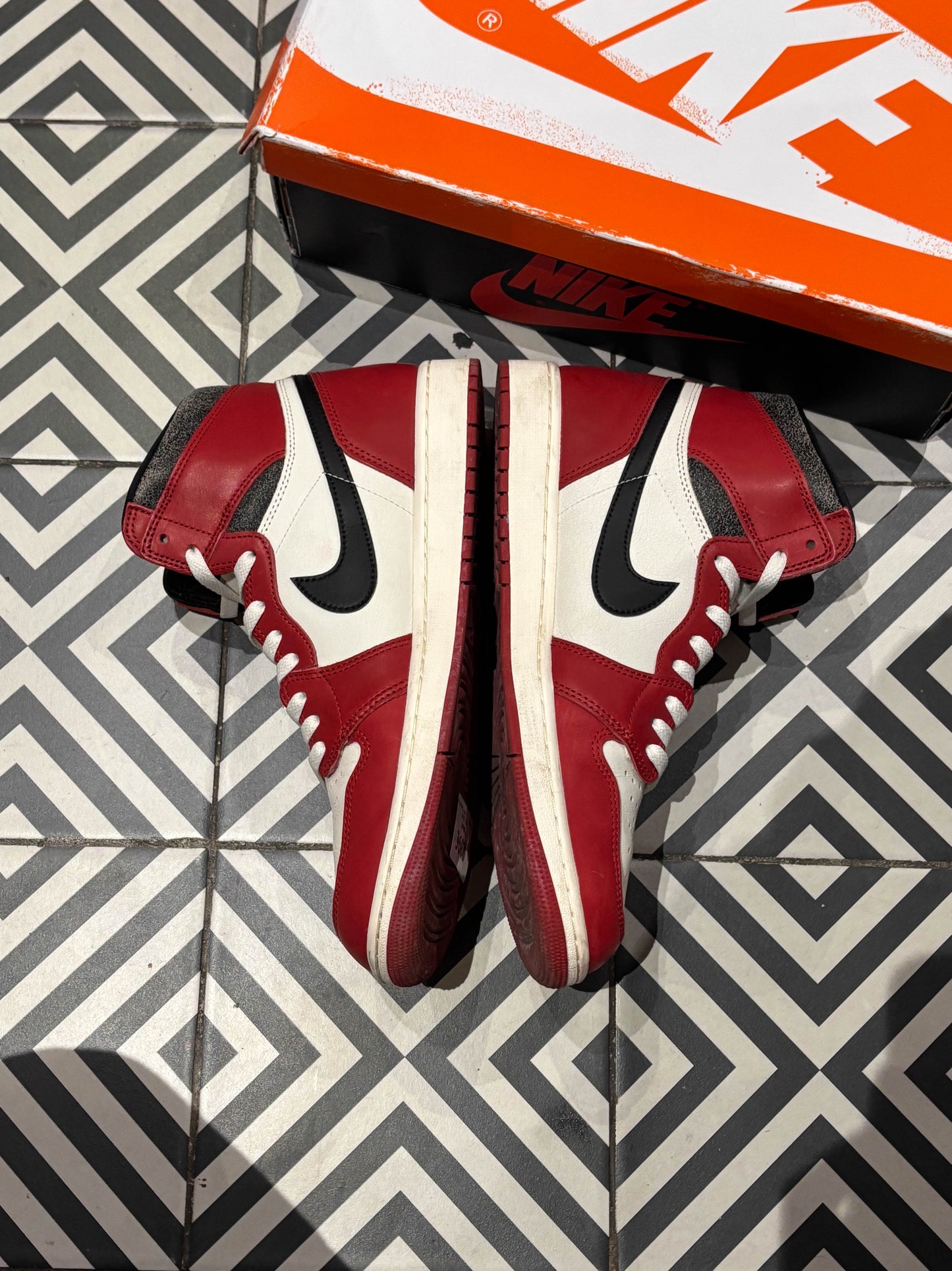 Jordan 1 Lost And Found (Taille 46)