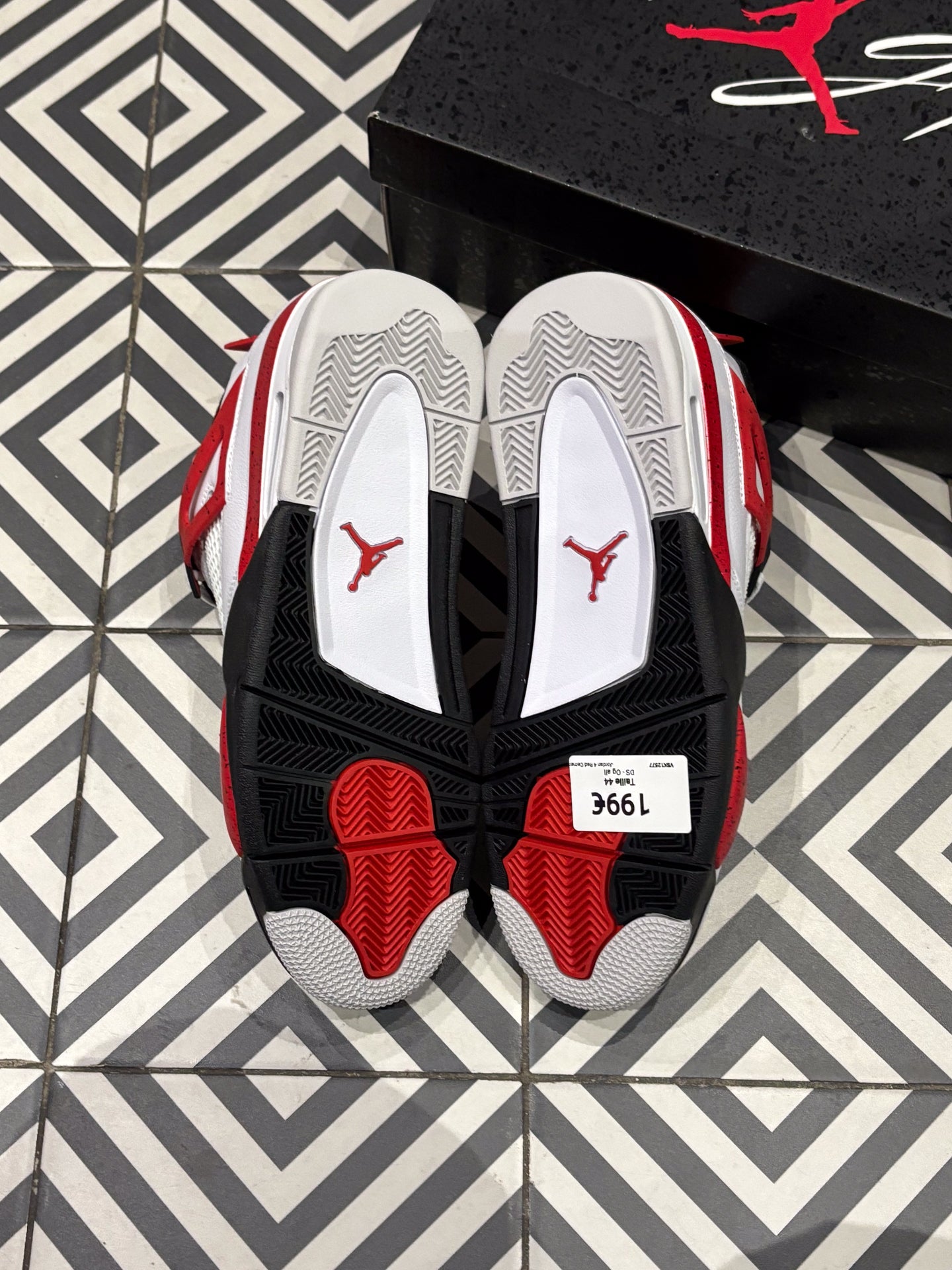 Jordan 4 Red Cement (Taille 44)