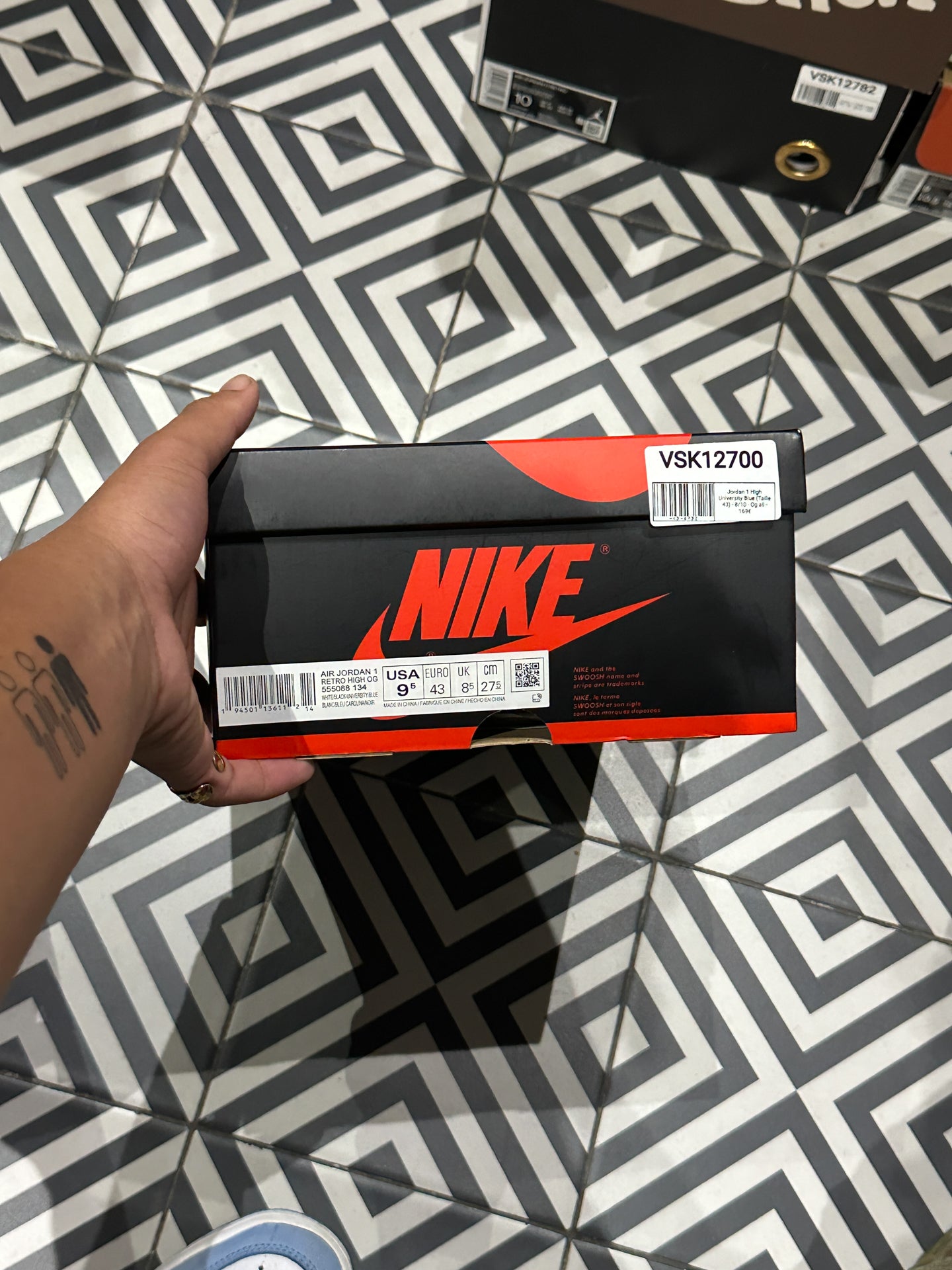 Jordan 1 High University Blue (Taille 43)