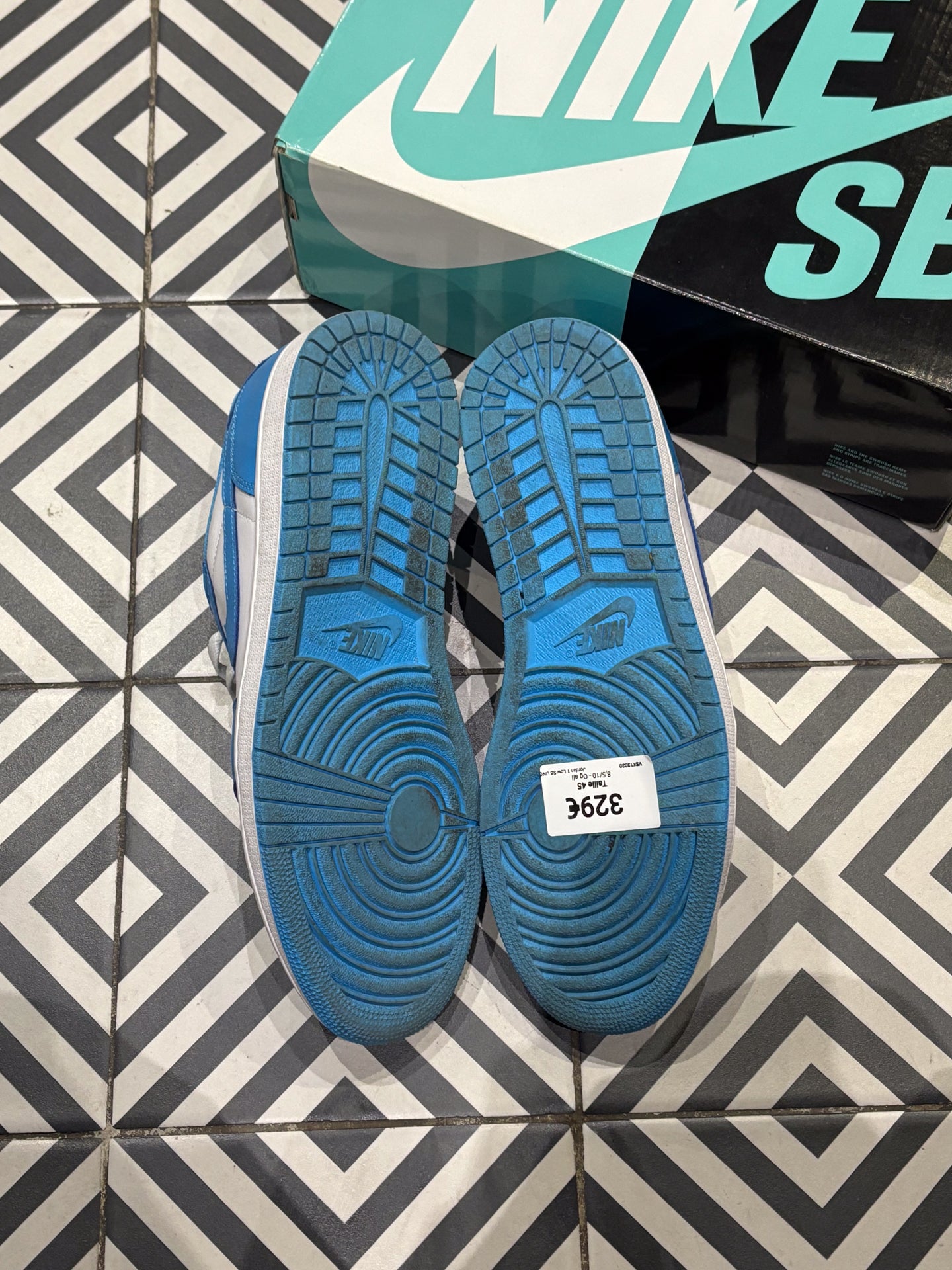 Jordan 1 Low SB UNC (Taille 45)