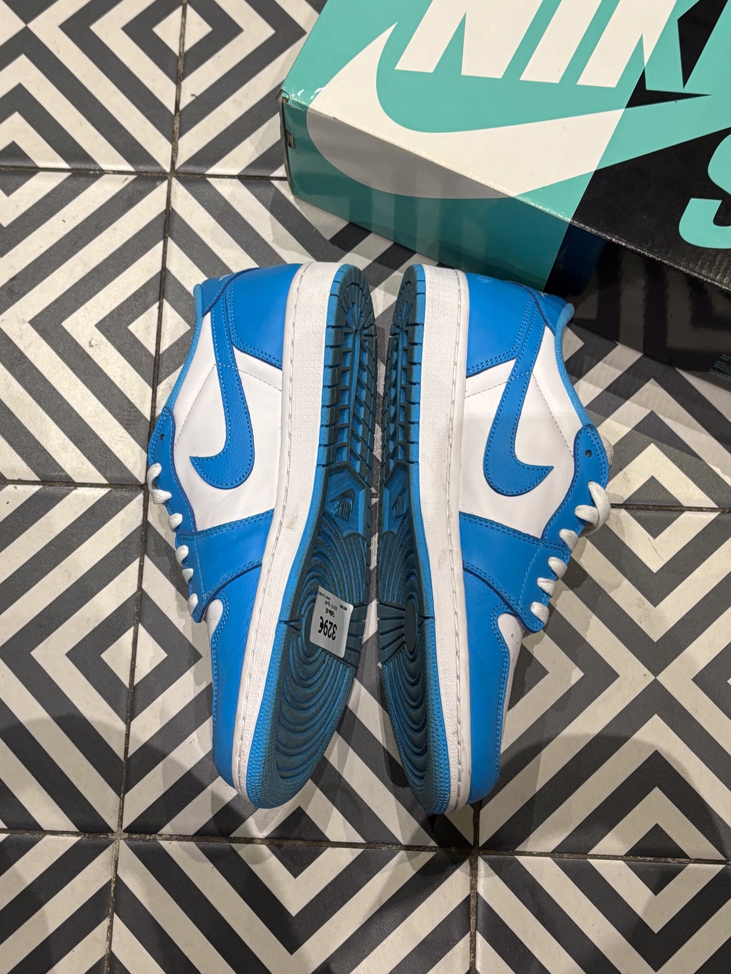 Jordan 1 Low SB UNC (Taille 45)
