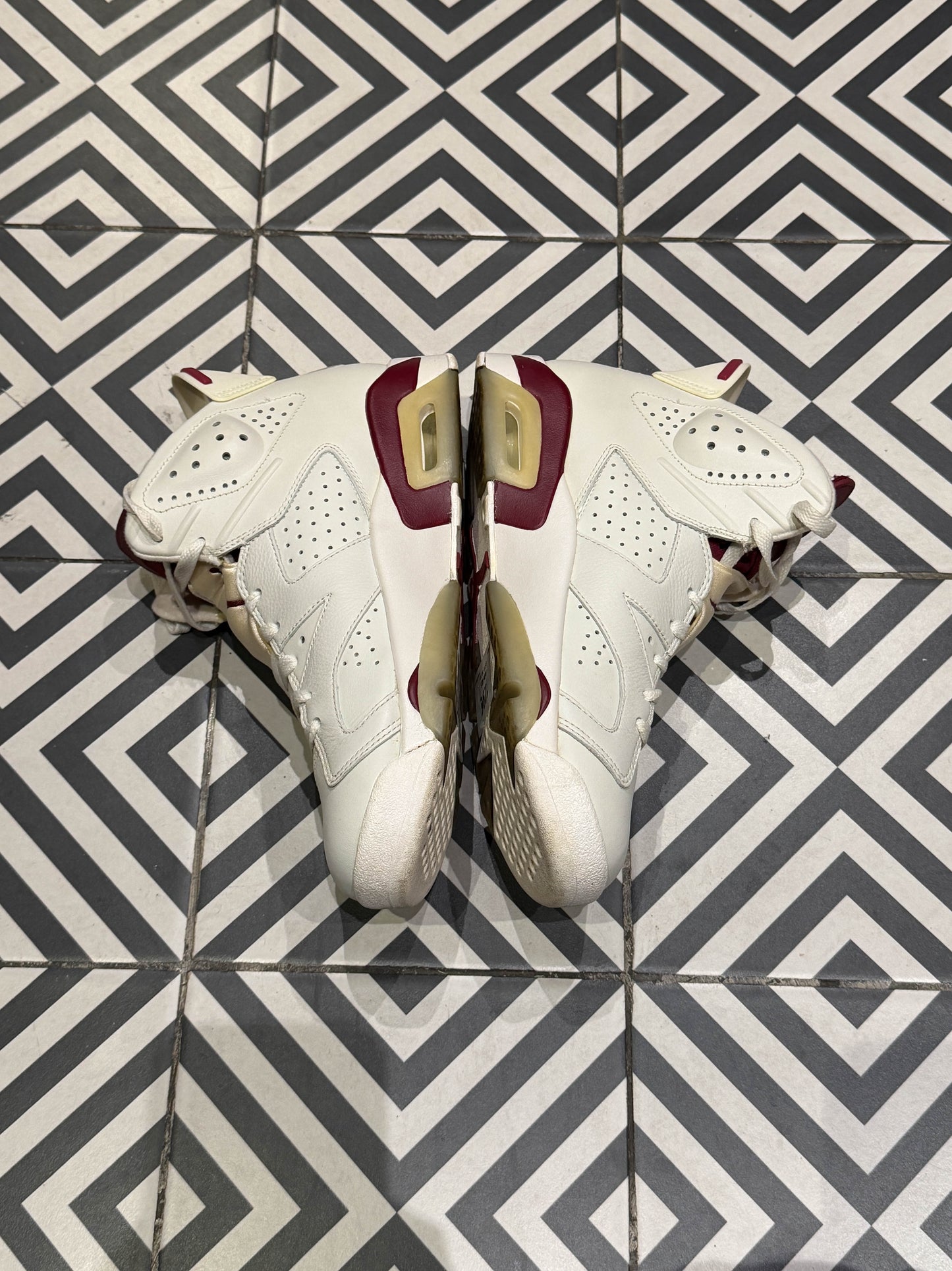 Jordan 6 Marron (Taille 40,5)