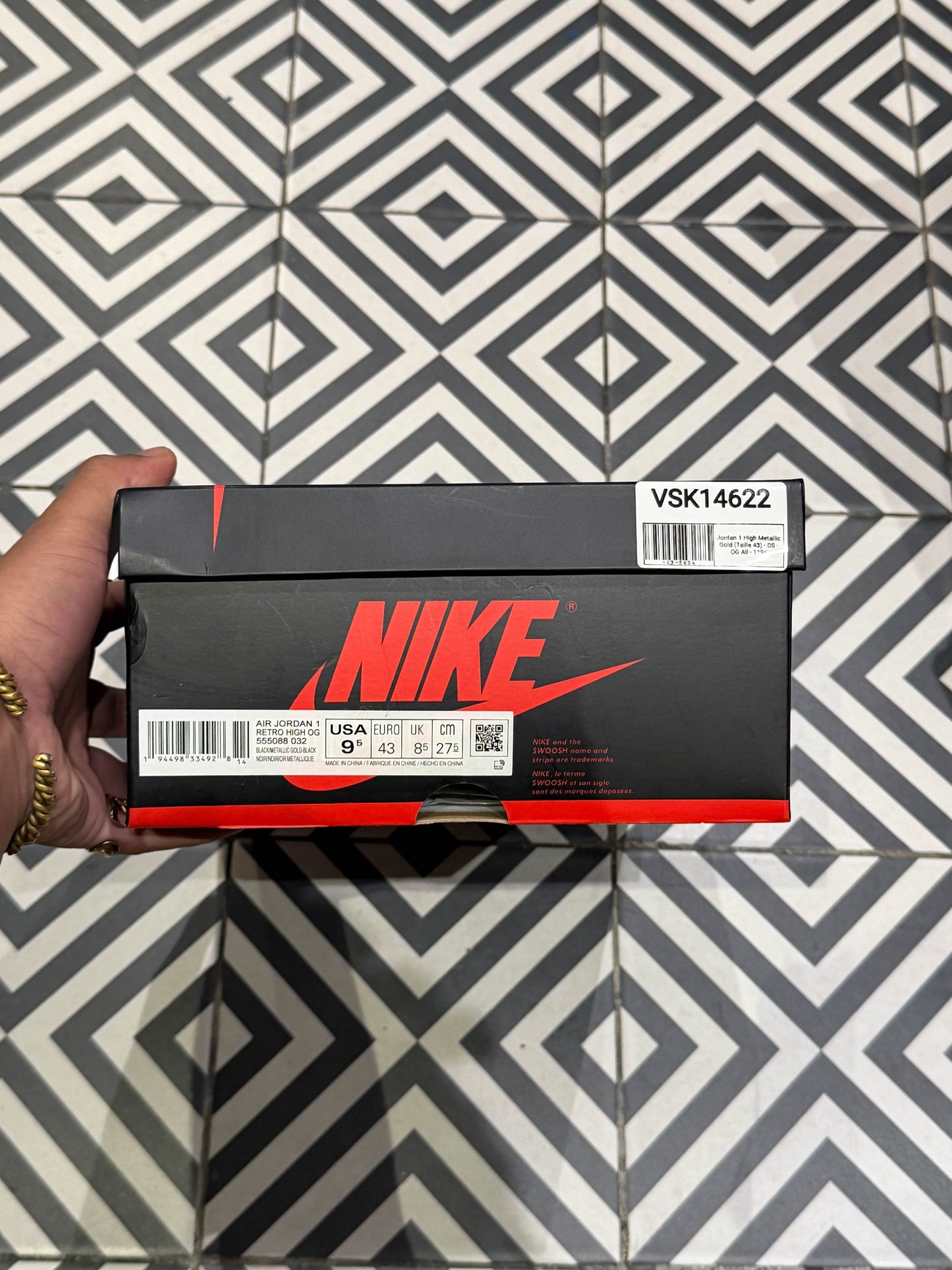 Jordan 1 High Metallic Gold (Taille 43)