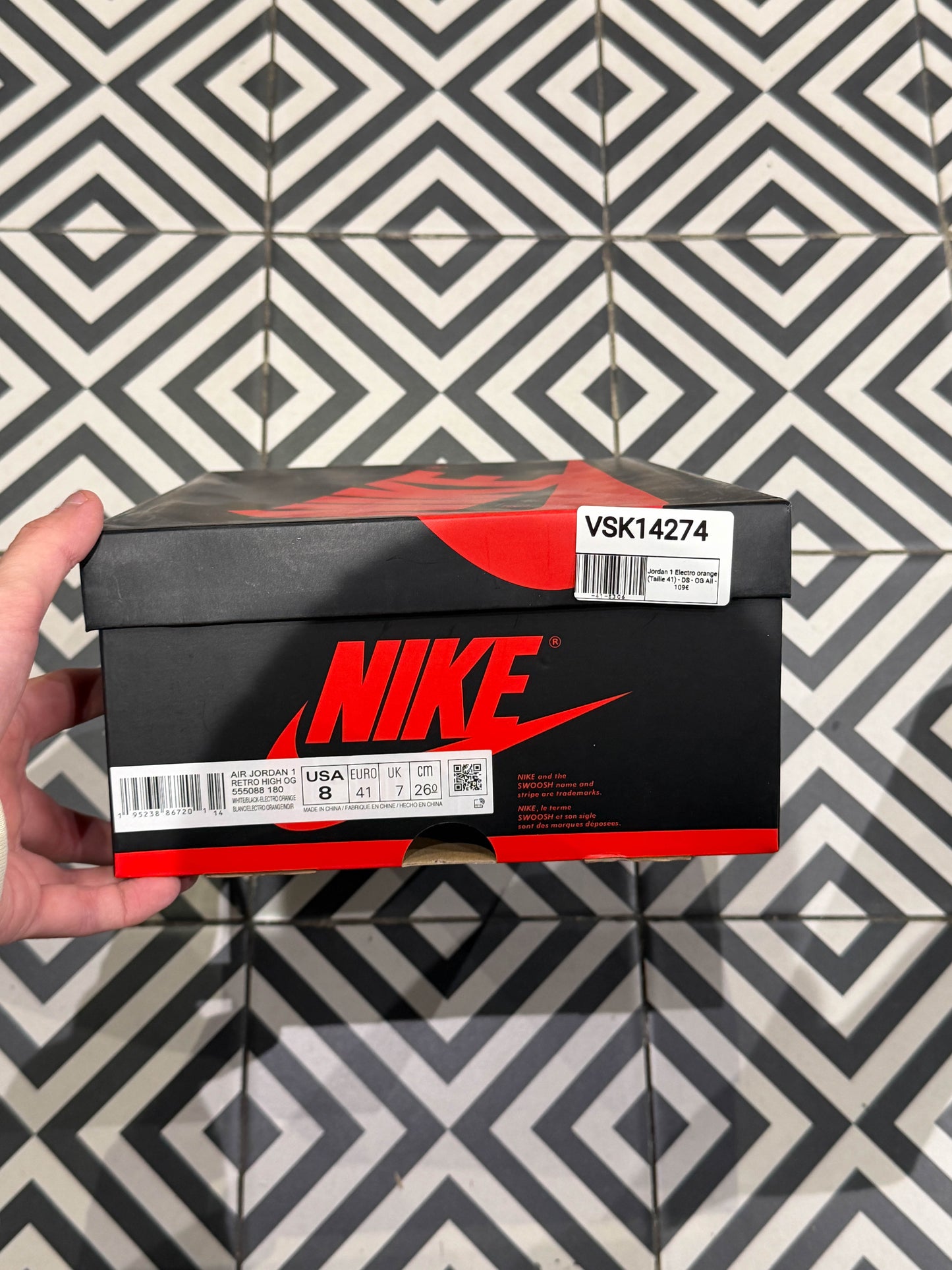 Jordan 1 Electro orange (Taille 41)