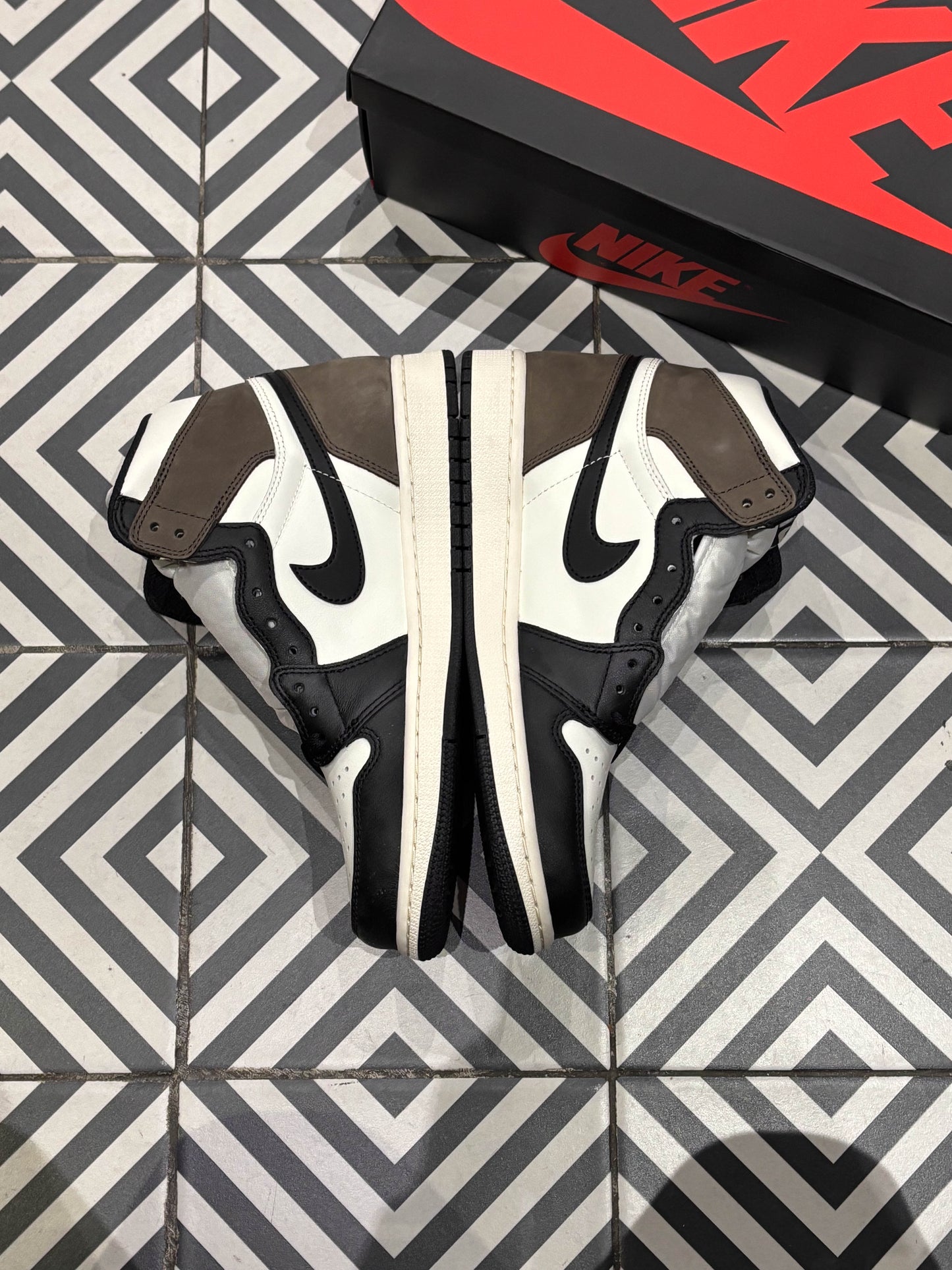 Jordan 1 High Mocha (Taille 46)