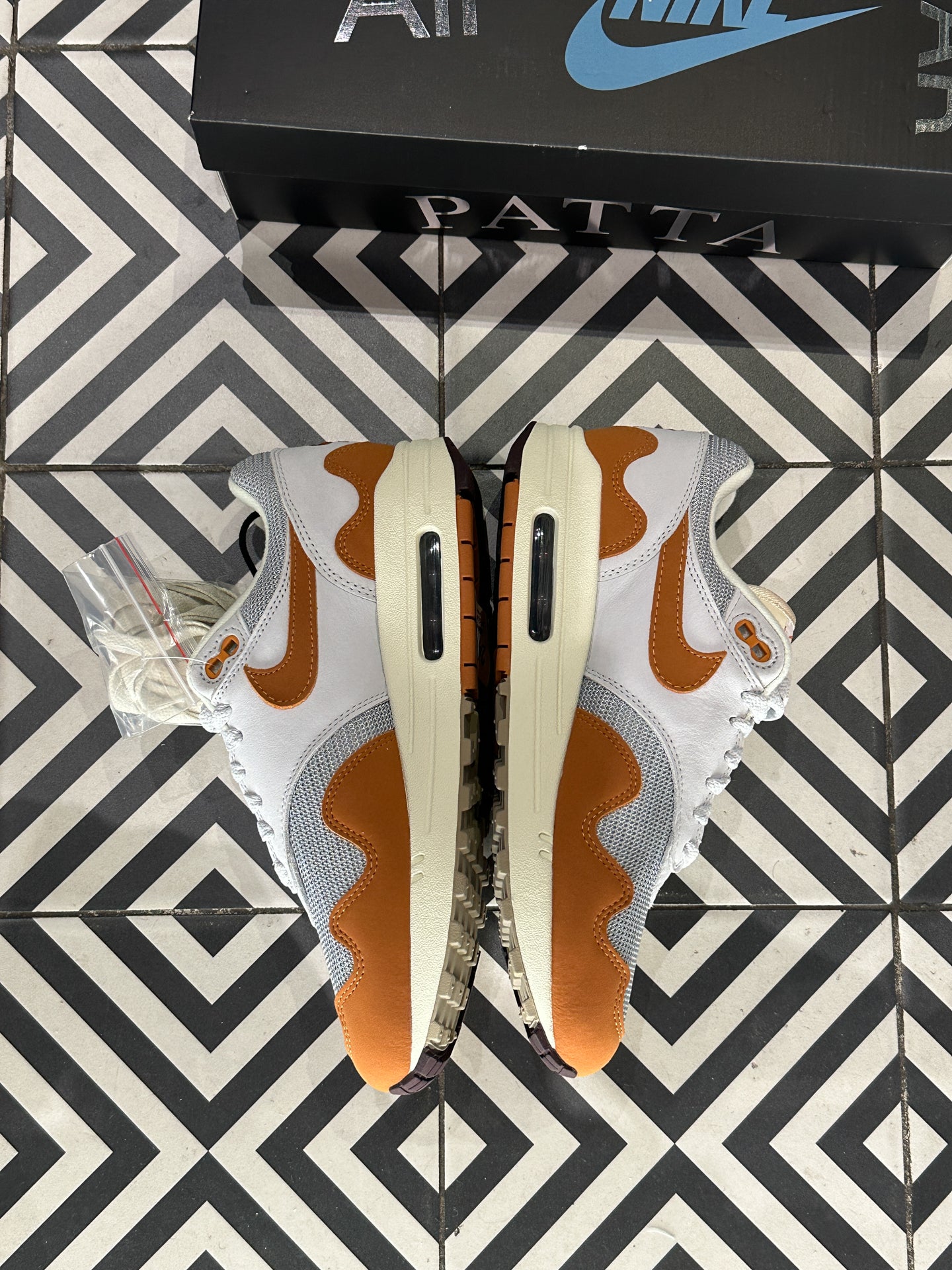 Air Max 1 Patta Monarch (Taille 45)