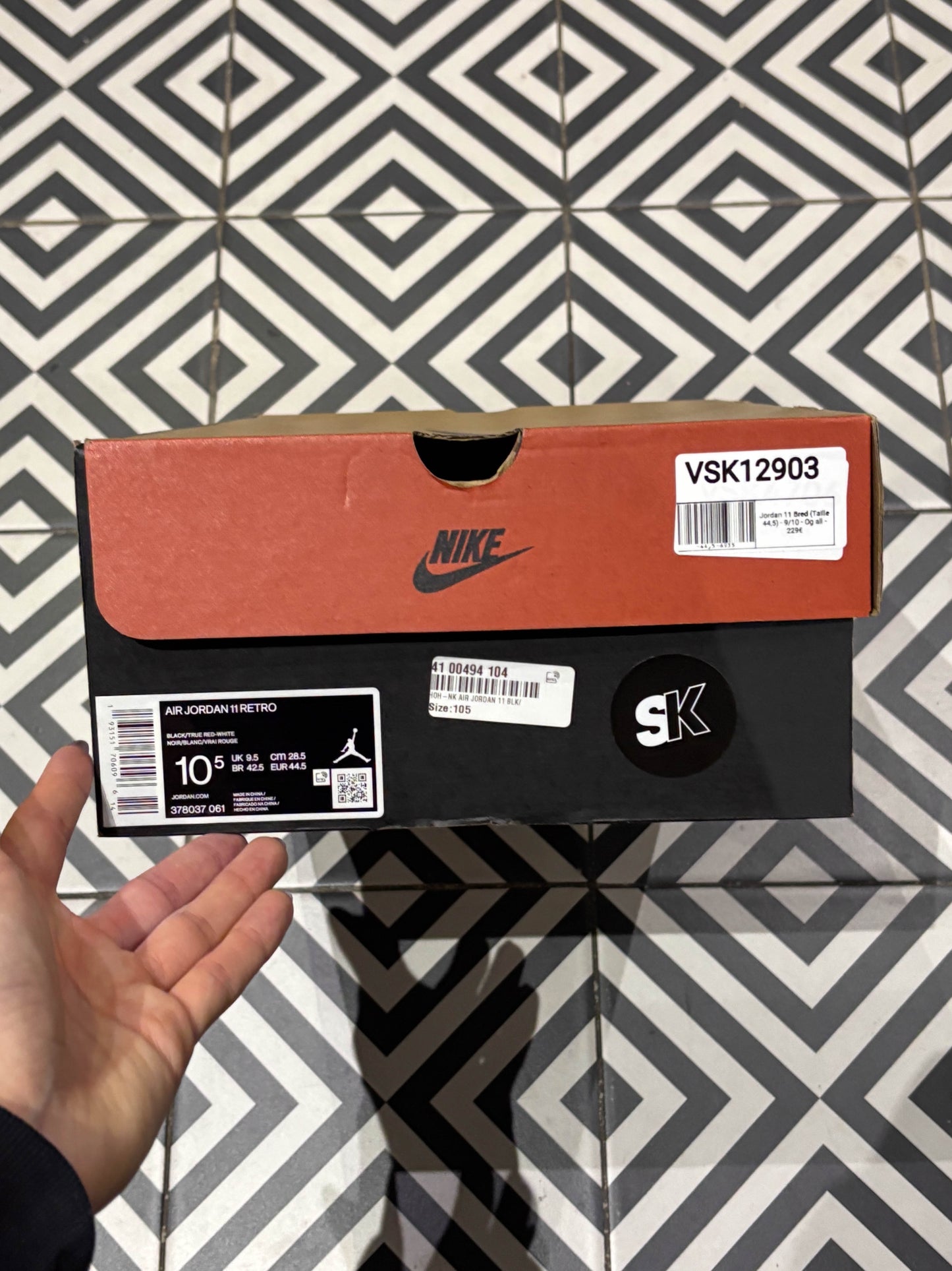 Jordan 11 Bred (Taille 44,5)