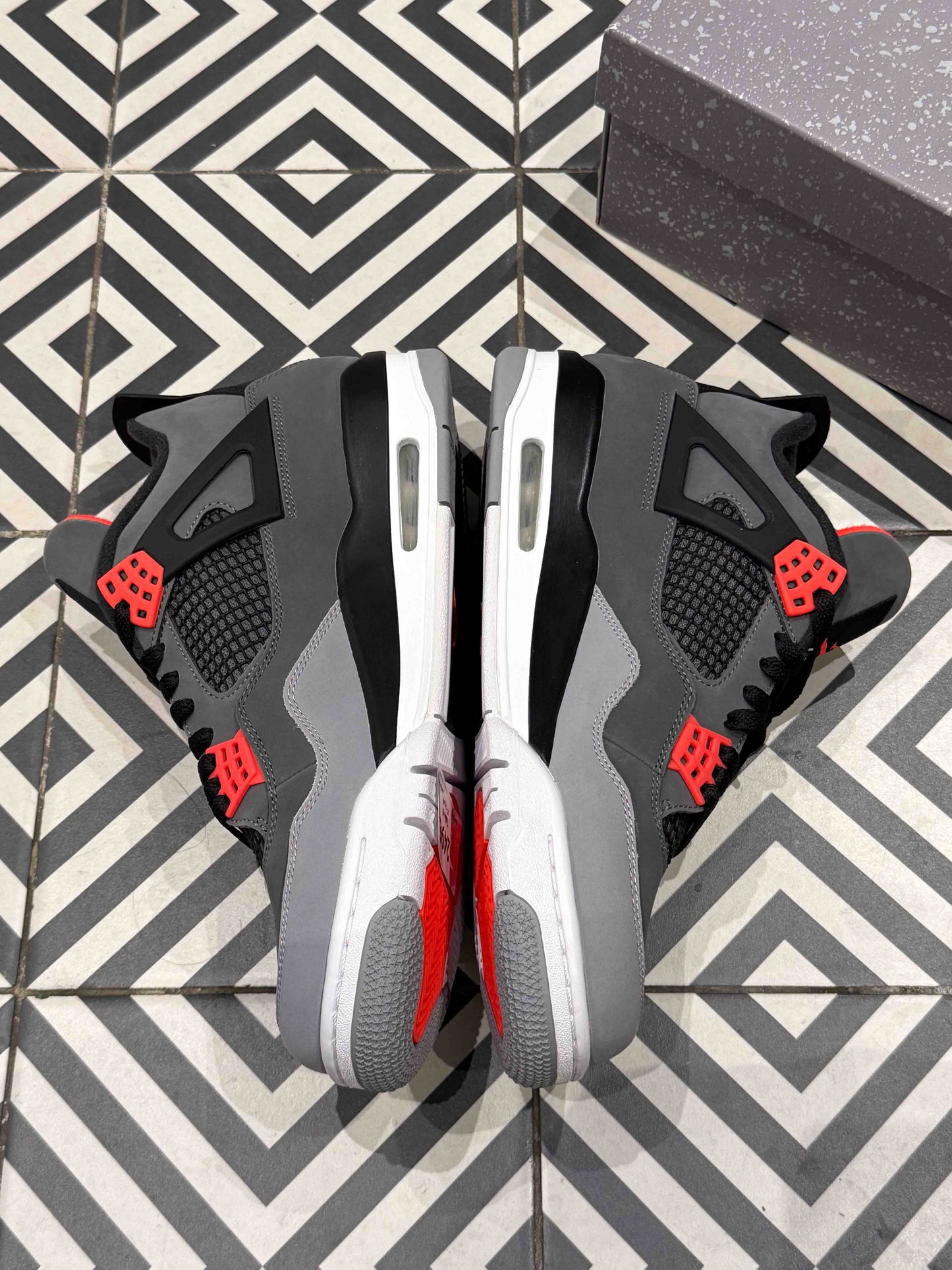 Jordan 4 Infrared (Taille 45)