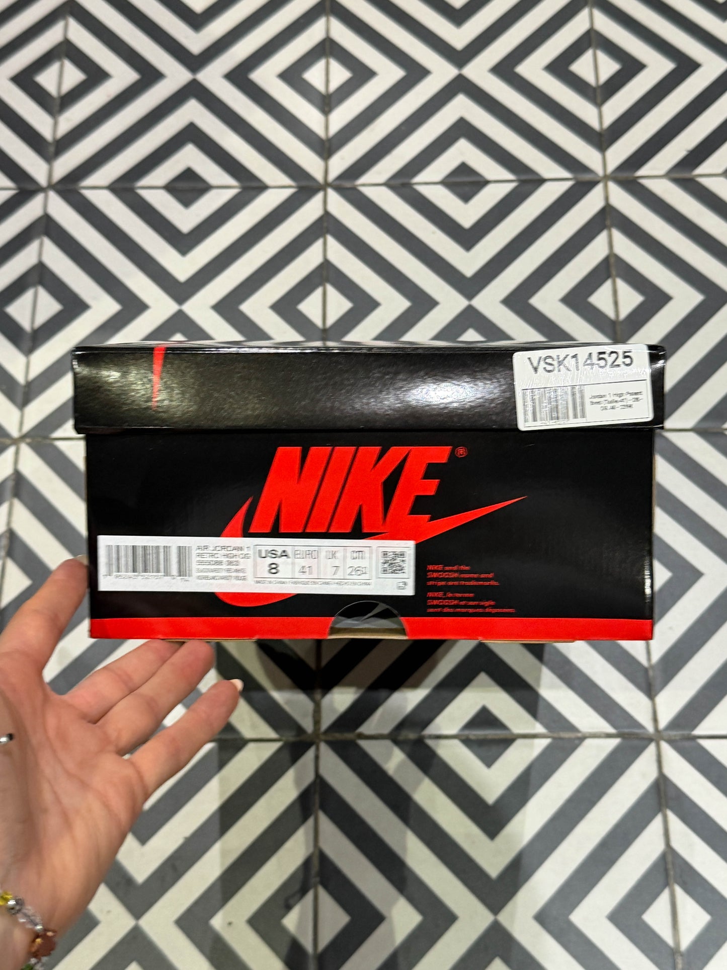 Jordan 1 High Patent Bred (Taille 41)