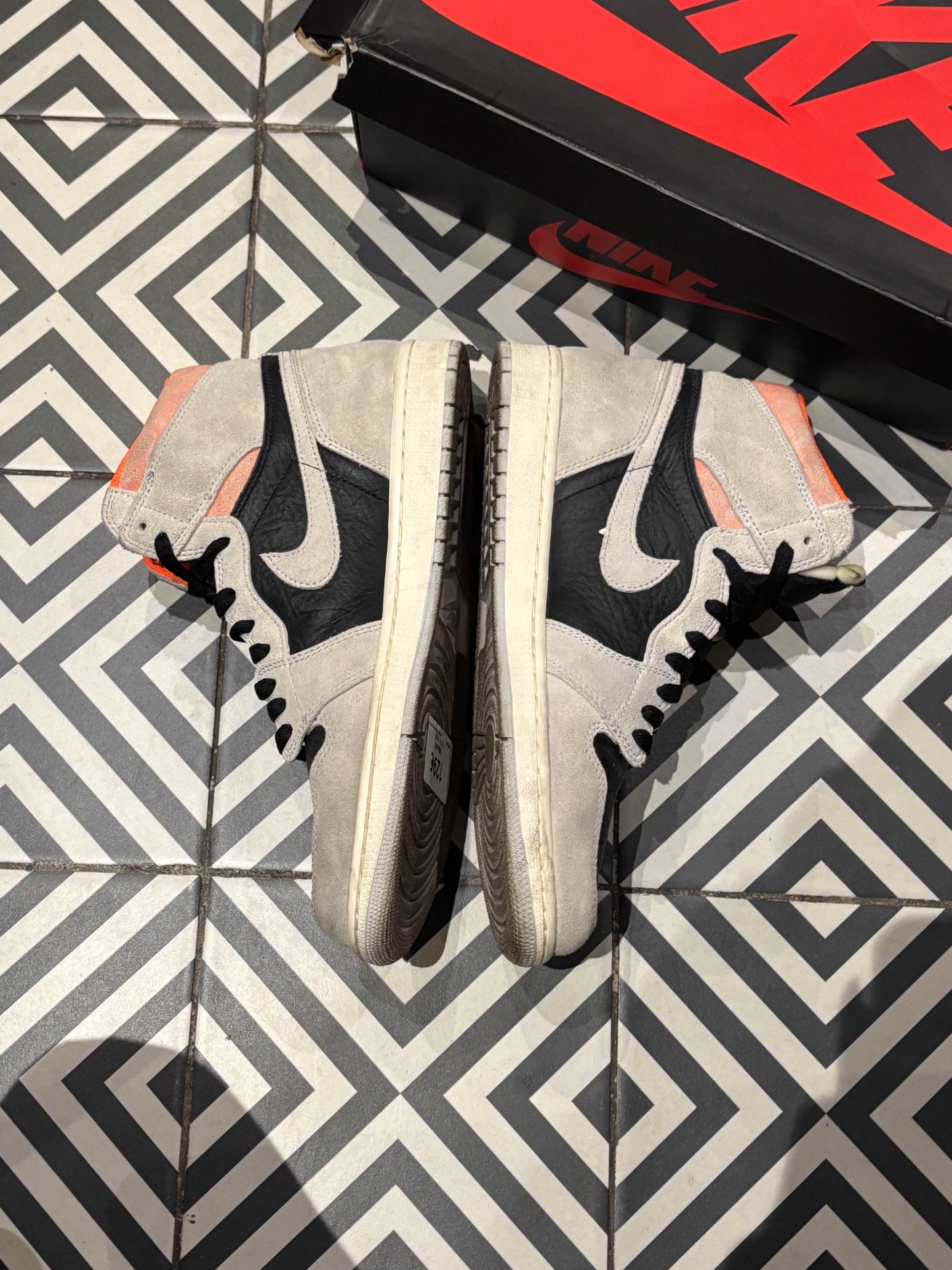 Jordan 1 high Crimson Tint (Taille 45)