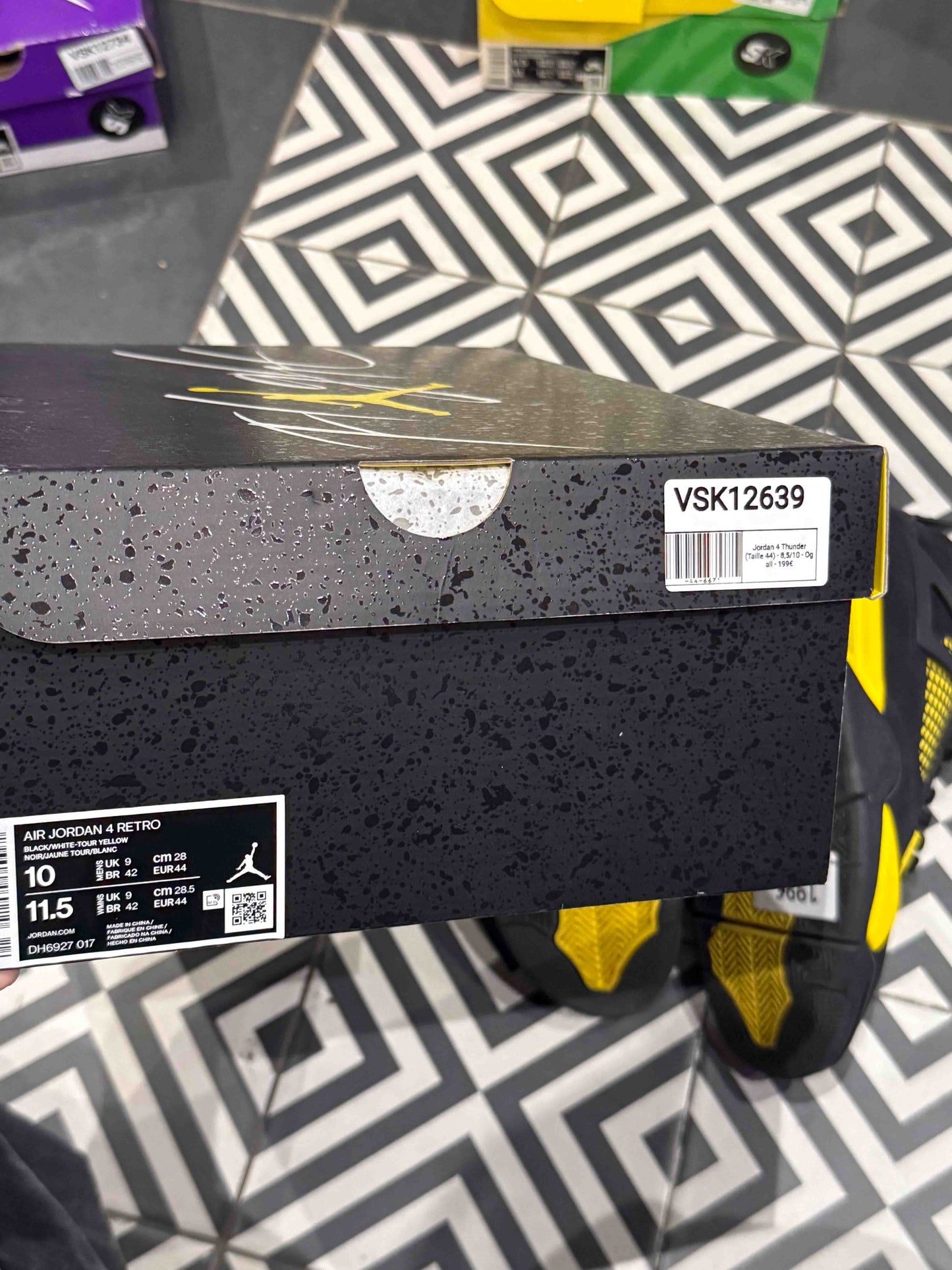 Jordan 4 Thunder (Taille 44)