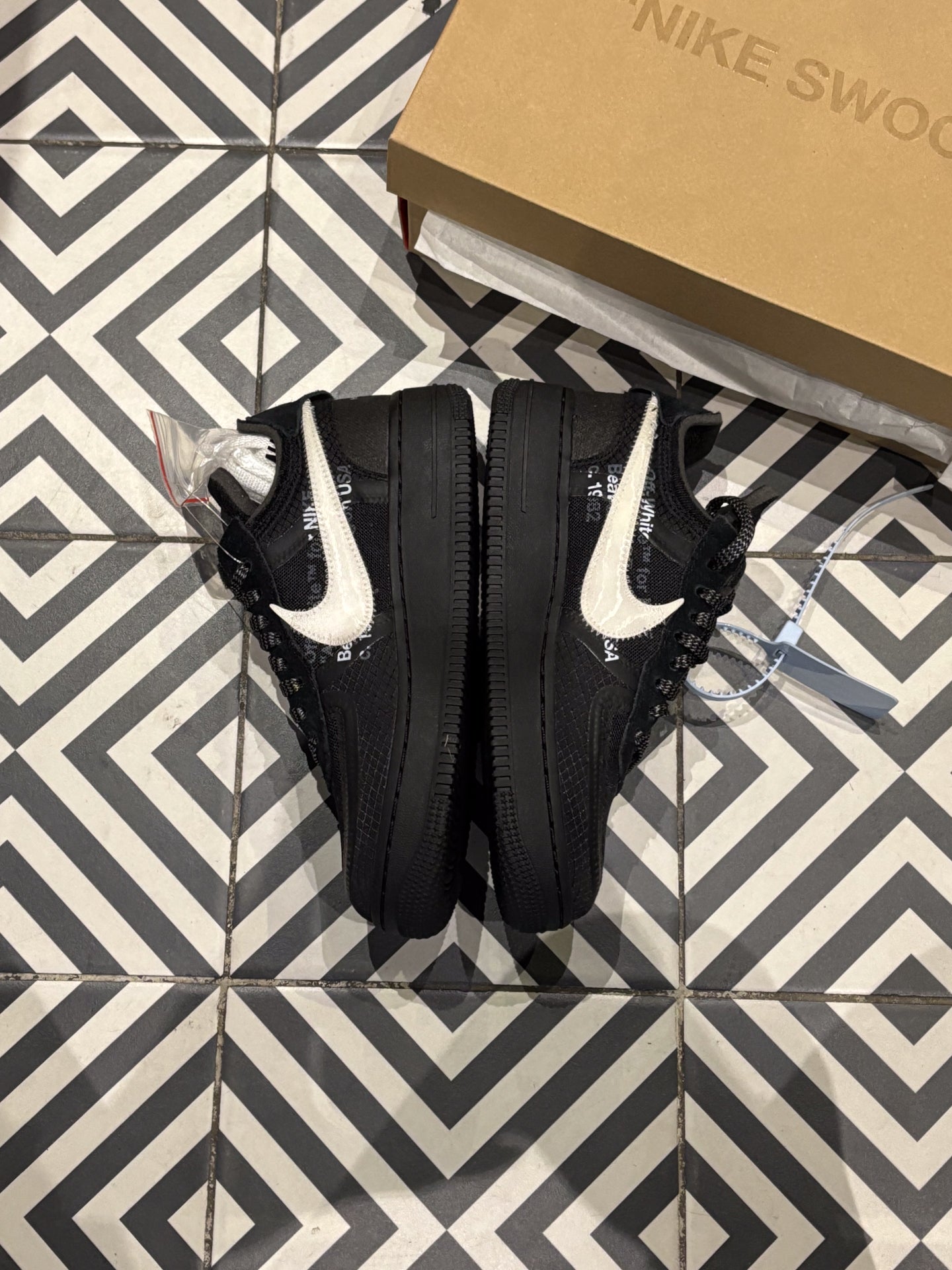 Air Force 1 Off-White Black (Taille 36)