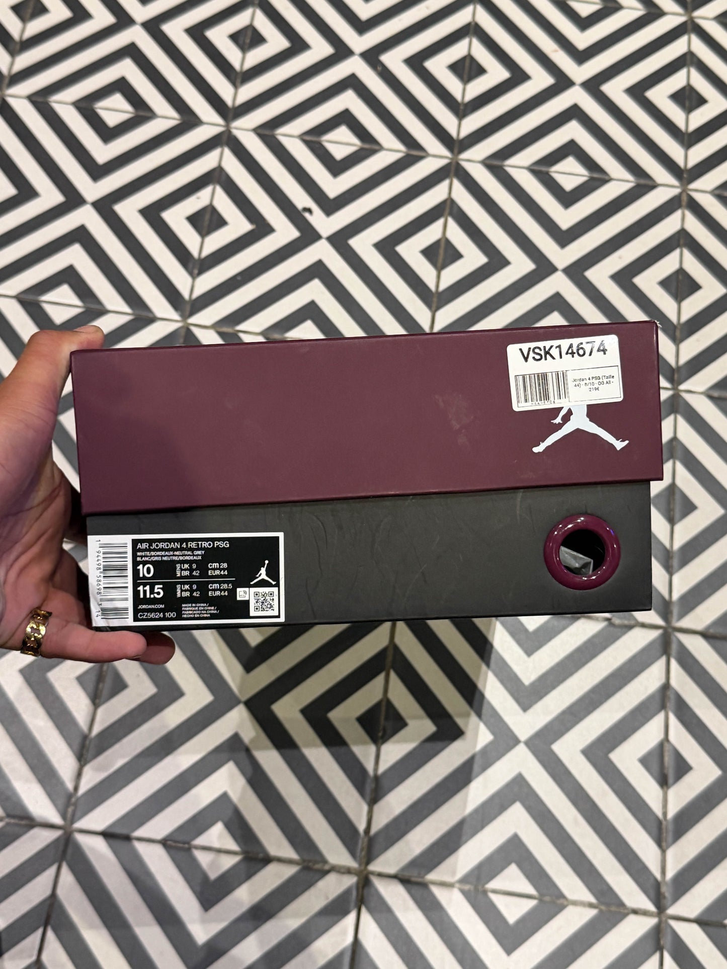 Jordan 4 PSG (Taille 44)