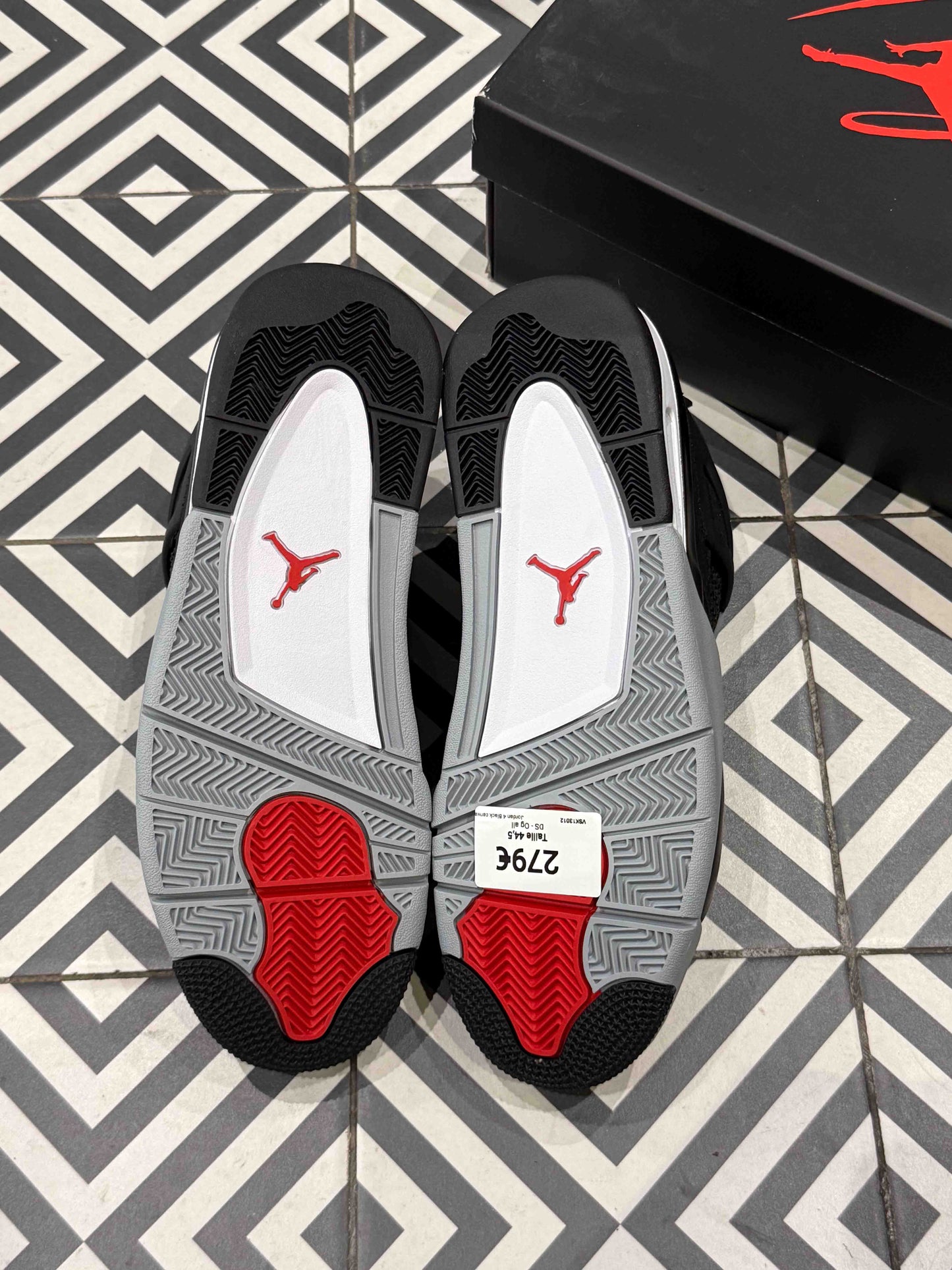 Jordan 4 Black canvas (Taille 44,5)
