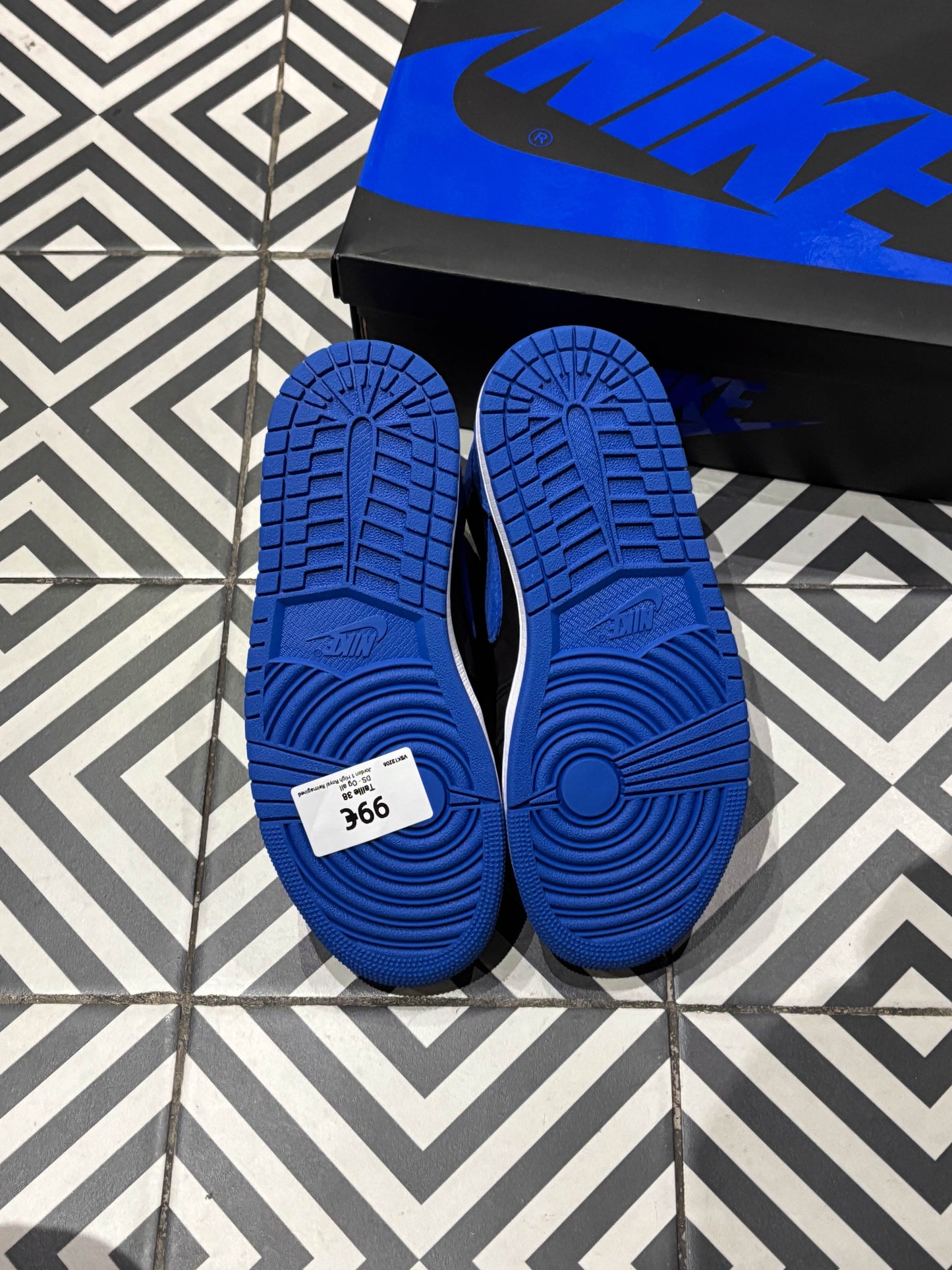Jordan 1 High Royal Reimagined (Taille 38)