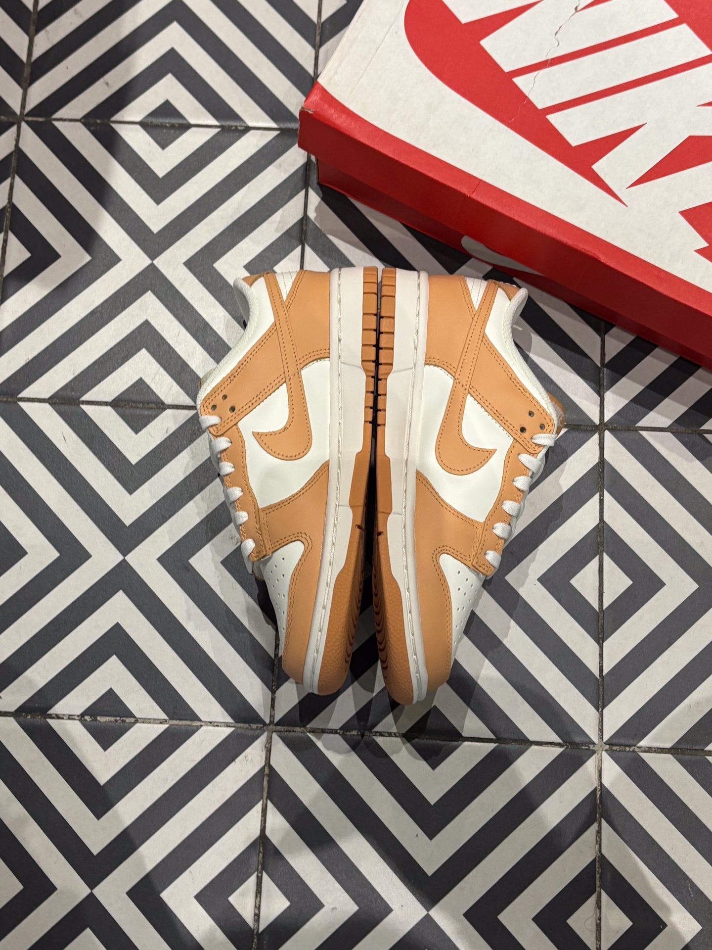 Dunk Low Harvest Moon (Taille 40)