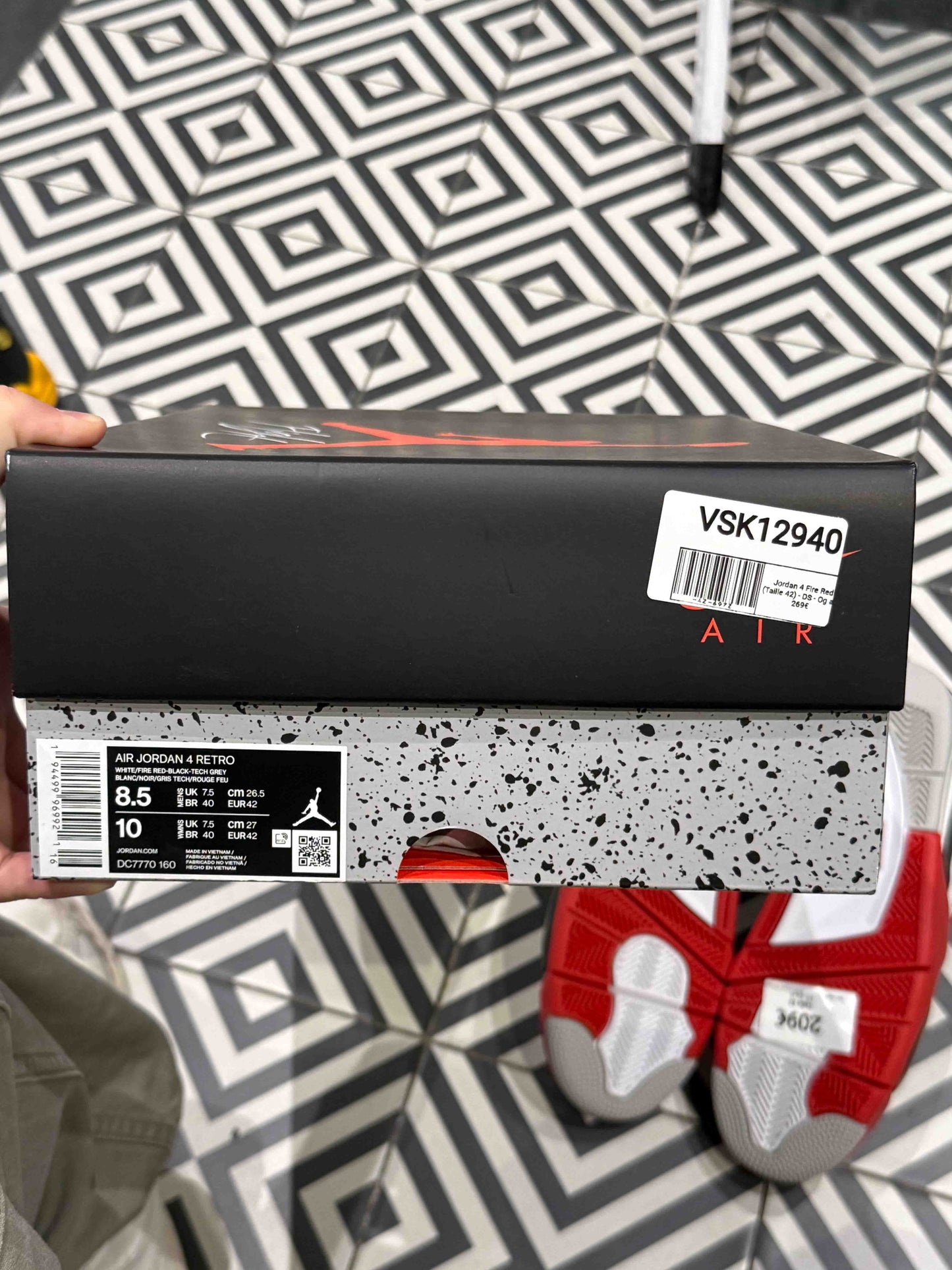 Jordan 4 Fire Red (Taille 42)