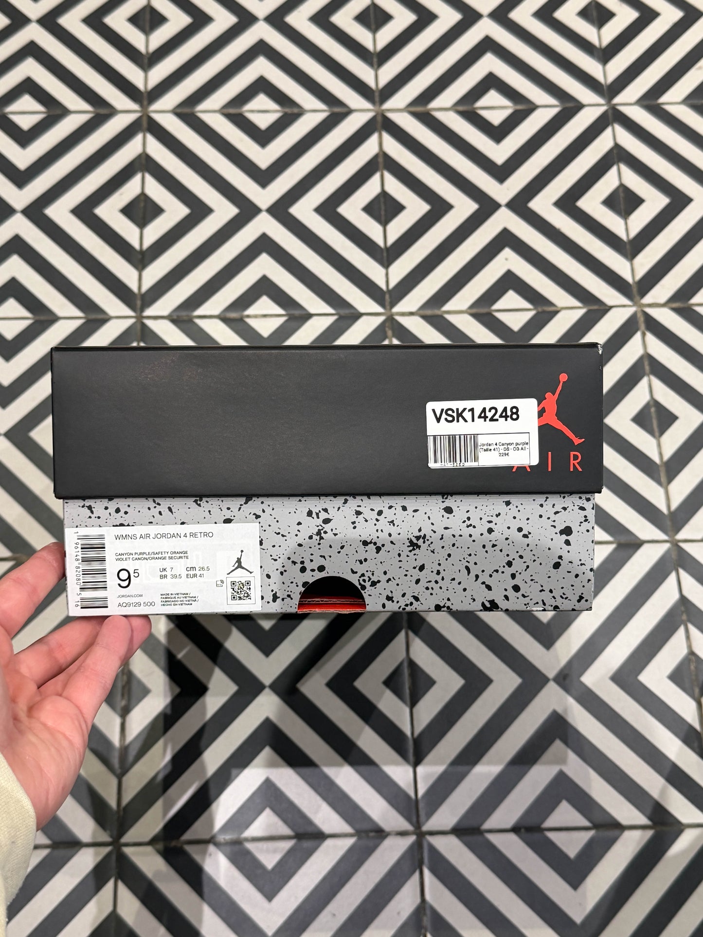 Jordan 4 Canyon purple (Taille 41)