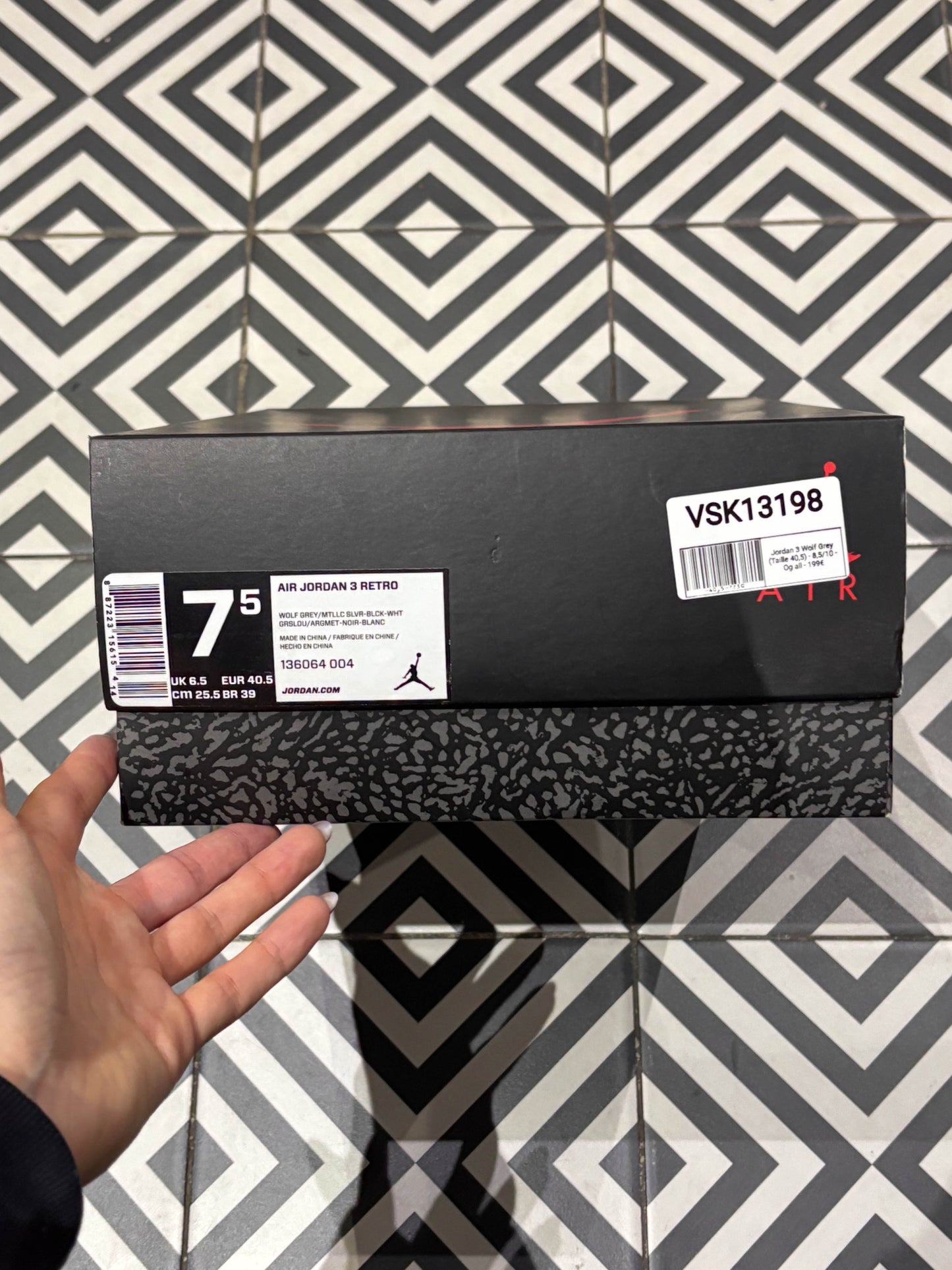 Jordan 3 Wolf Grey (Taille 40,5)