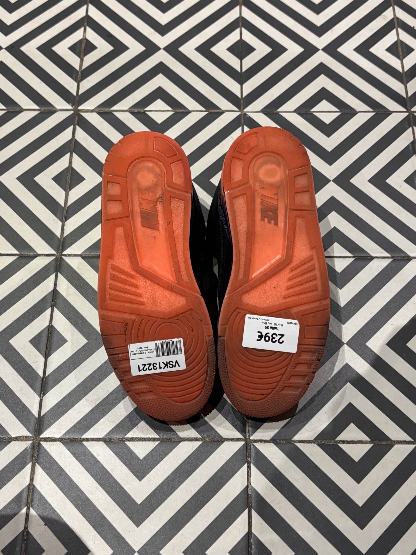 Jordan 3 J Balvin Rio (Taille 39)