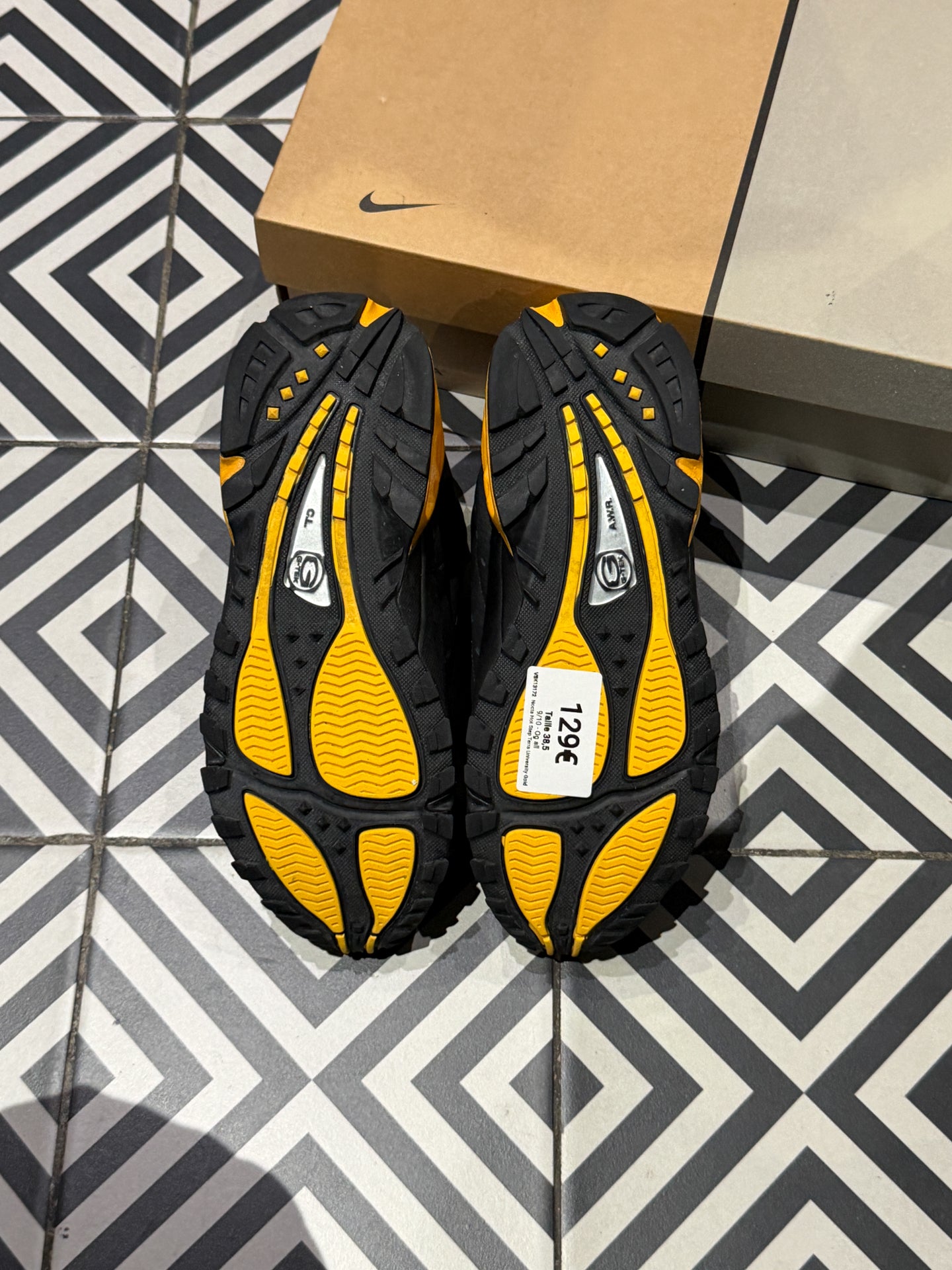 Nocta Hot Step Terra University Gold (Taille 38,5)