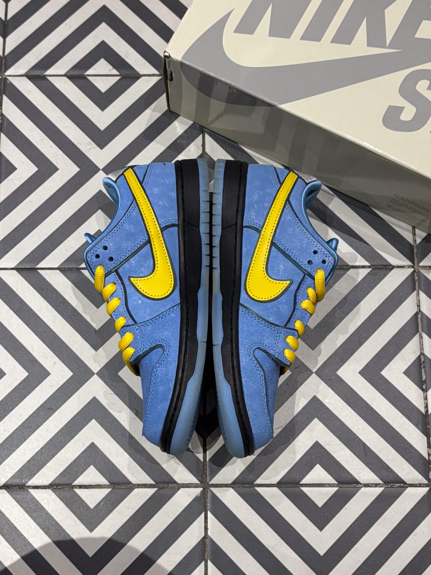 Dunk SB Powerpuff Bubbles (38)