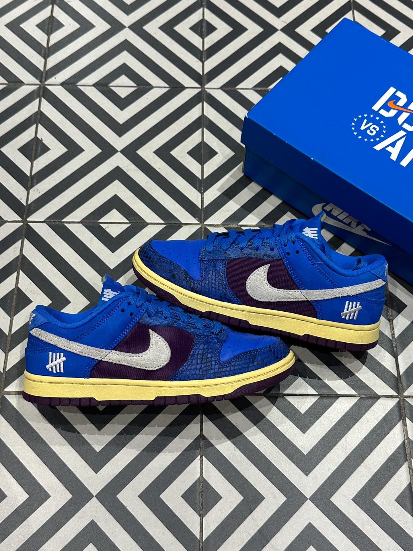 Dunk Low Undefeated (38)