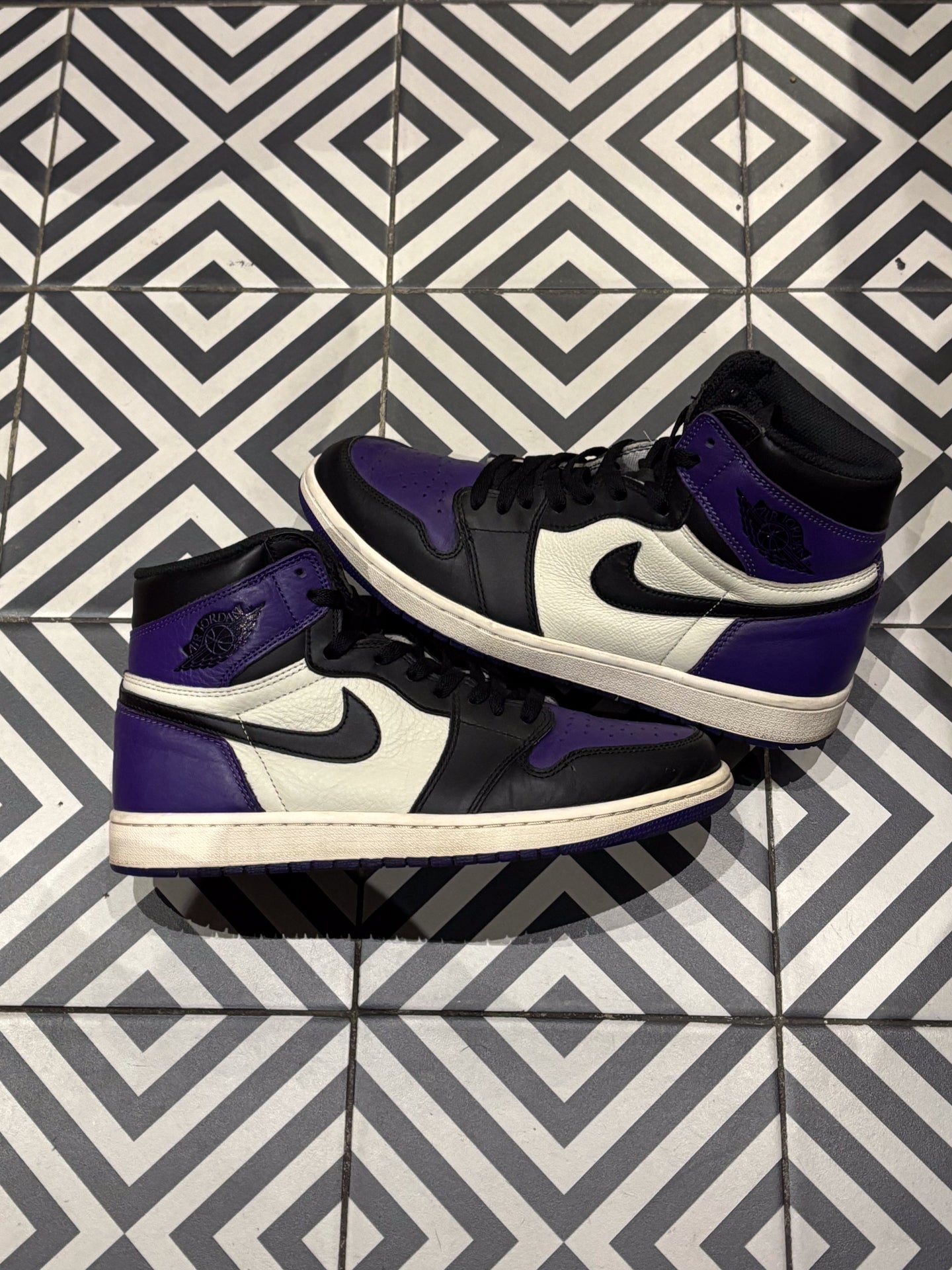 Jordan 1 High Court Purple 1.0 (Taille 43)