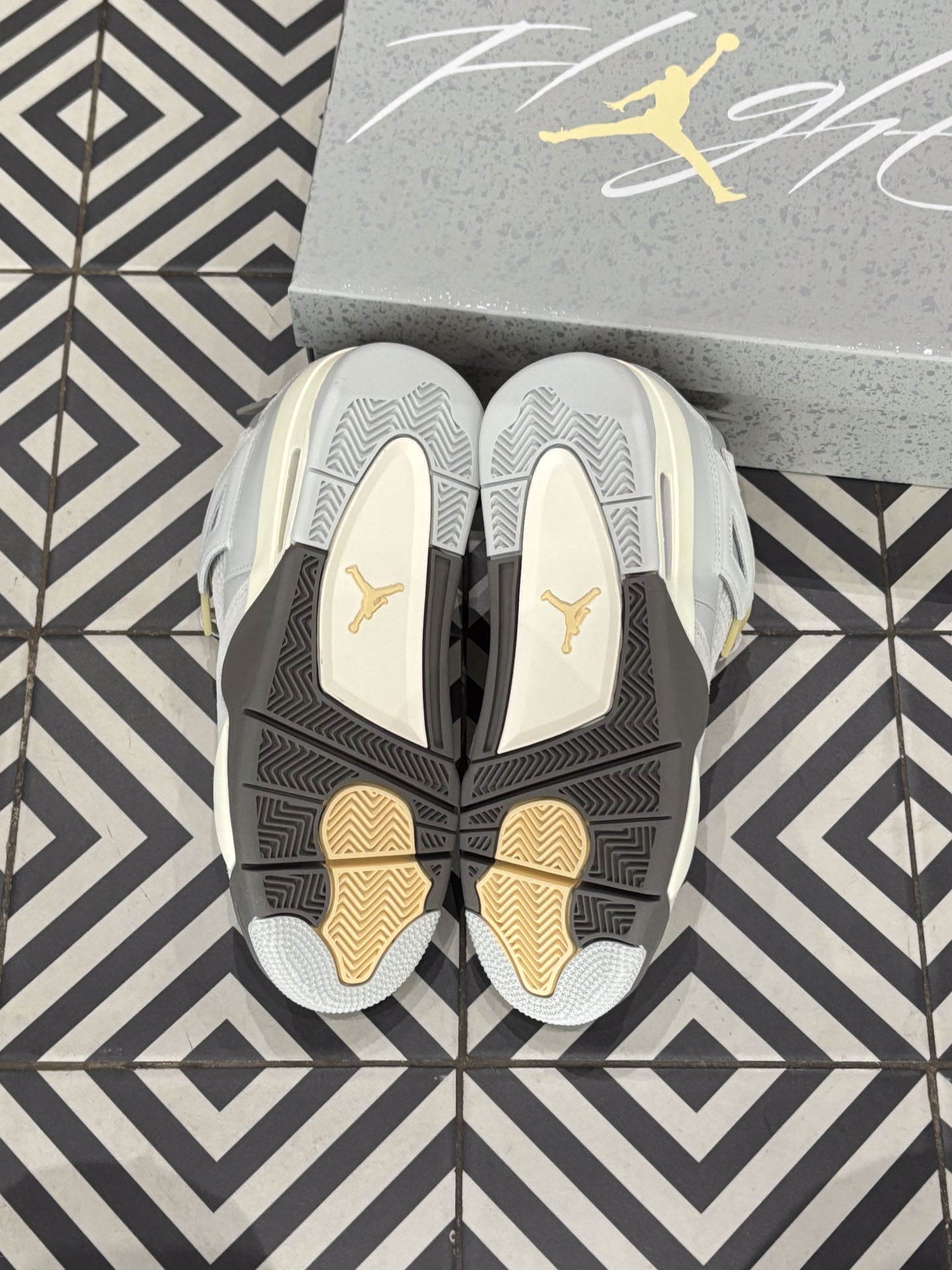 Jordan 4 Craft (Taille 40,5)
