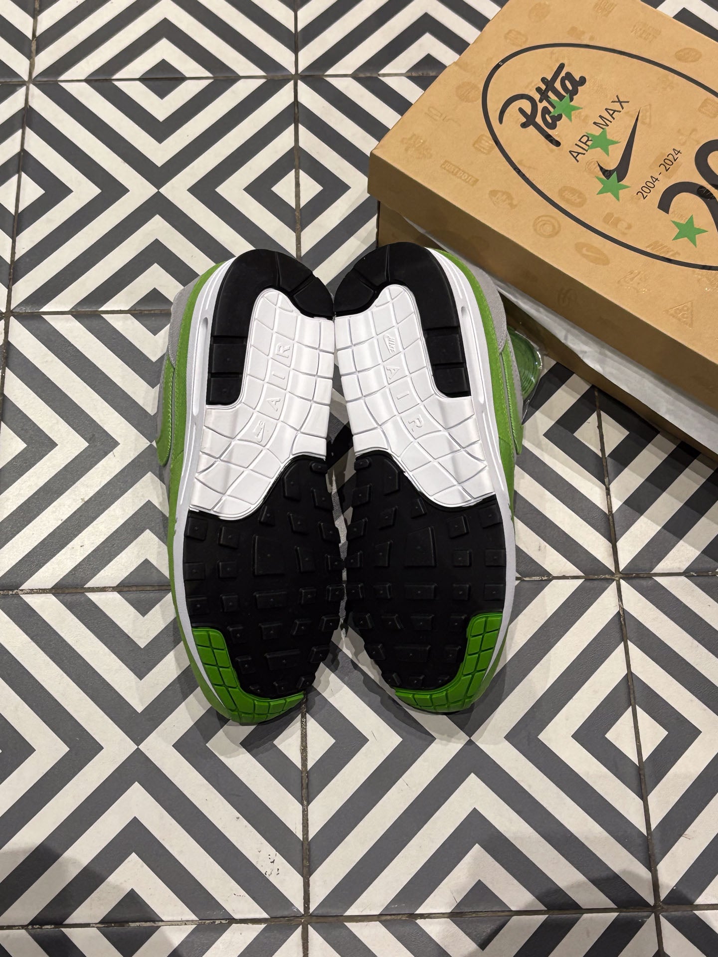 Air Max 1 Patta Chlorophyll (Taille 41)