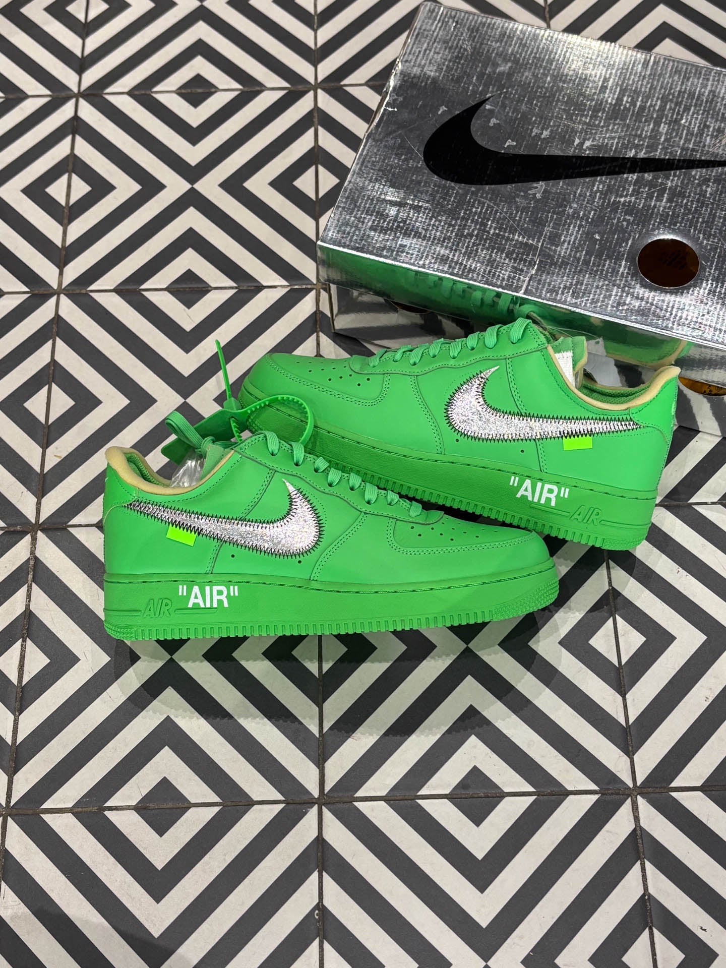 Air Force 1 Brooklyn (Taille 40,5)