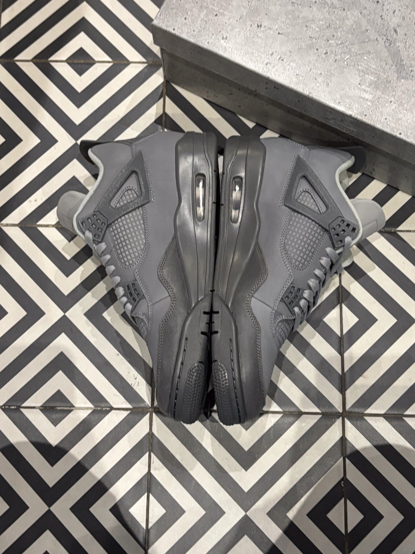 Jordan 4 Wet Cement (Taille 45)