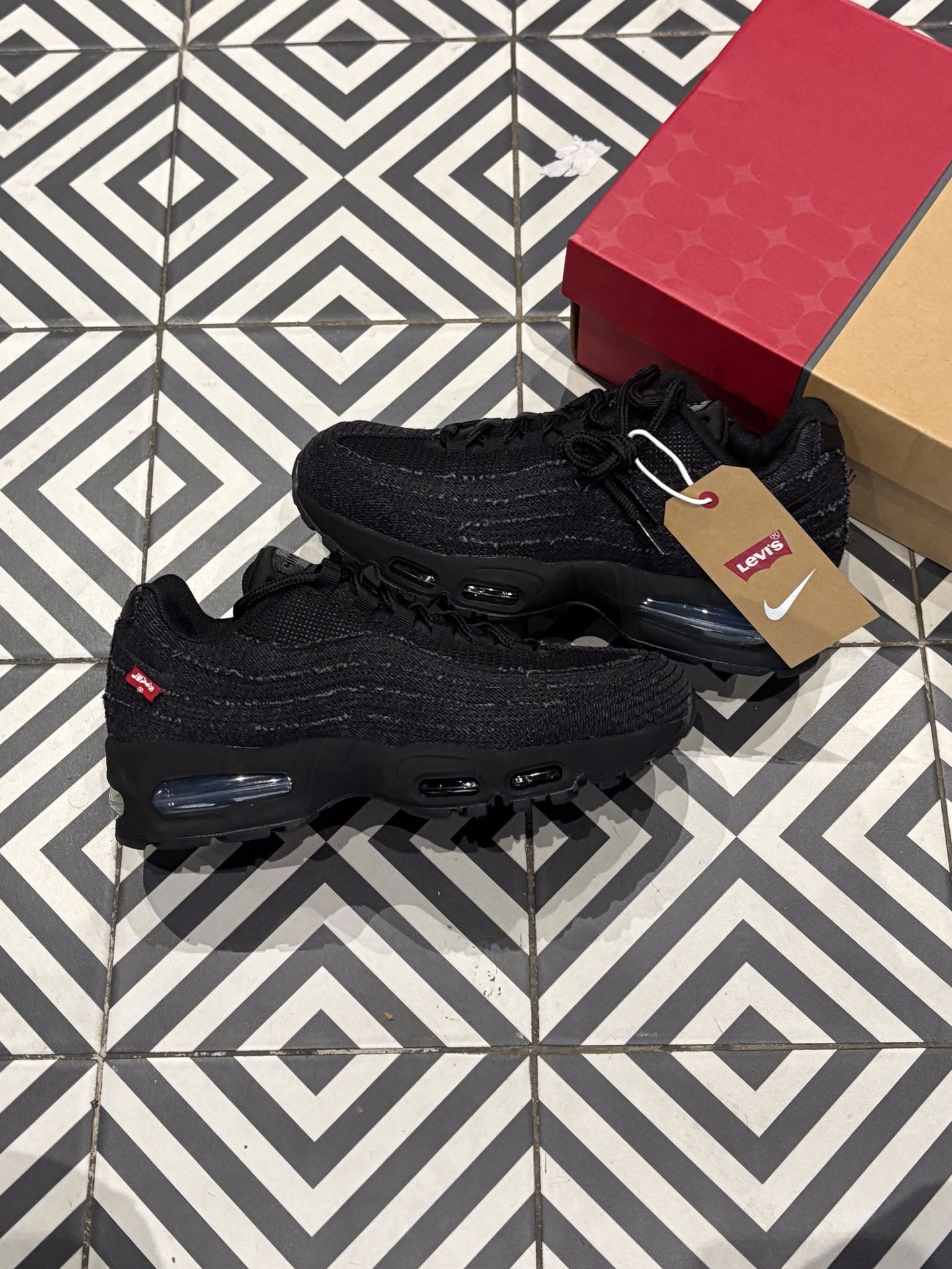 Air Max 95 Levis Black (Taille 40)