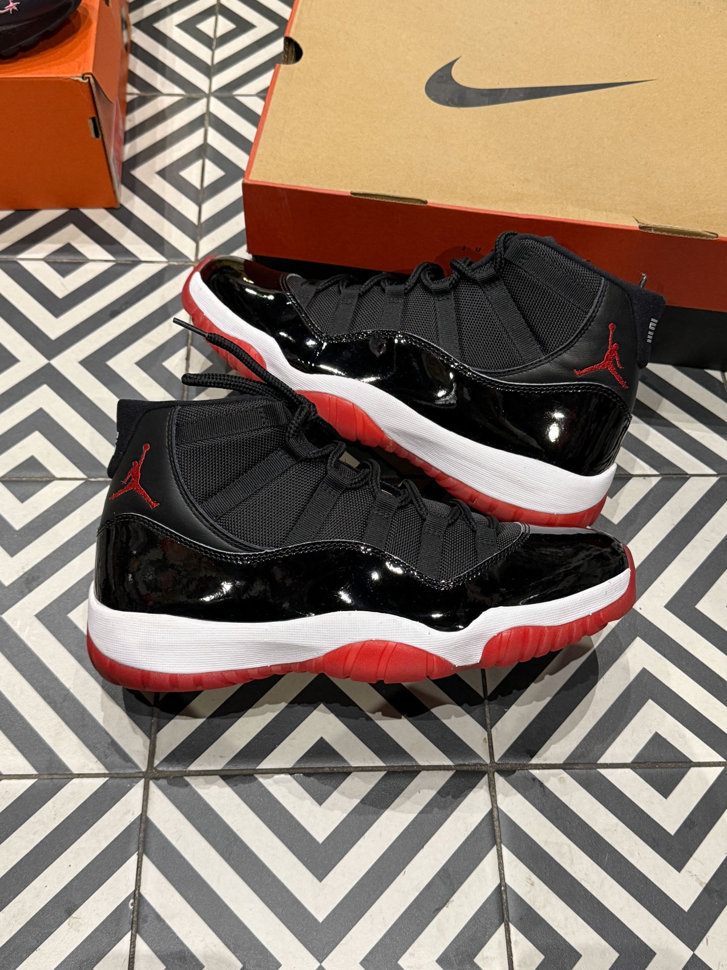 Jordan 11 Bred (Taille 46)
