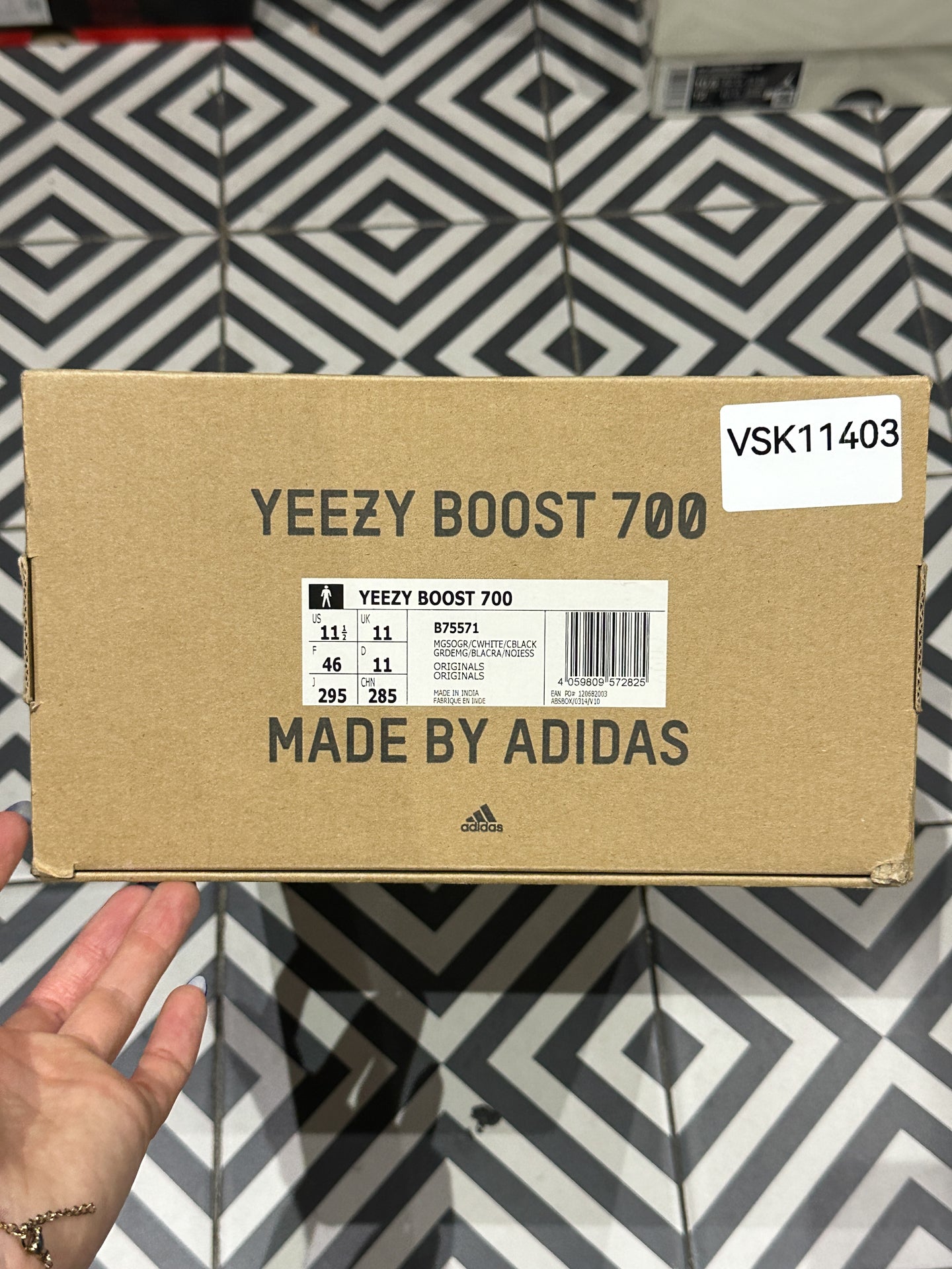Yeezy 700 Wave Runner (Taille 46)