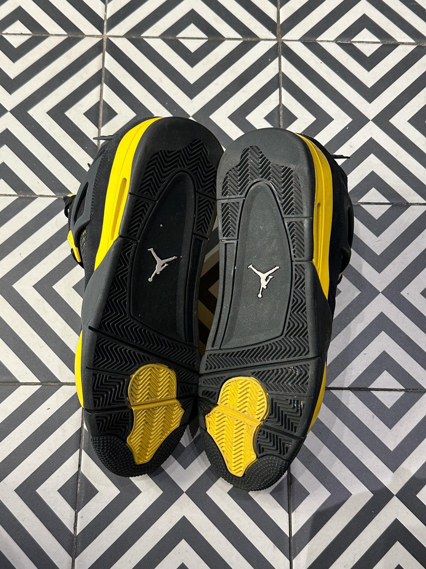Jordan 4 Thunder (Taille 47,5)