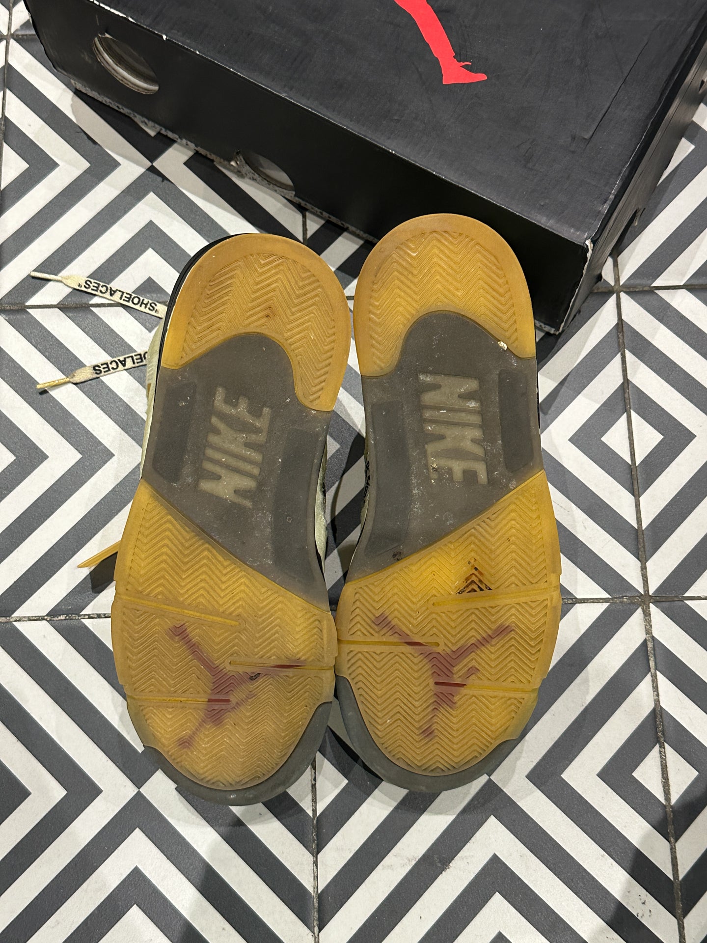 Jordan 5 Off-White Sail (Taille 45)