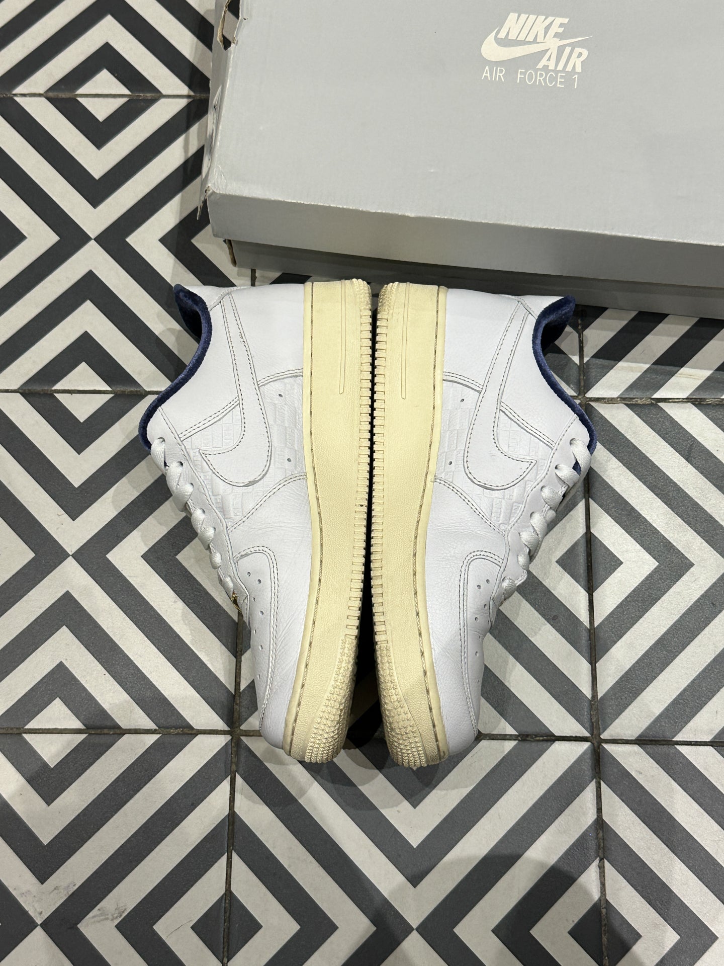 Air Force 1 Kith Paris (Taille 40)