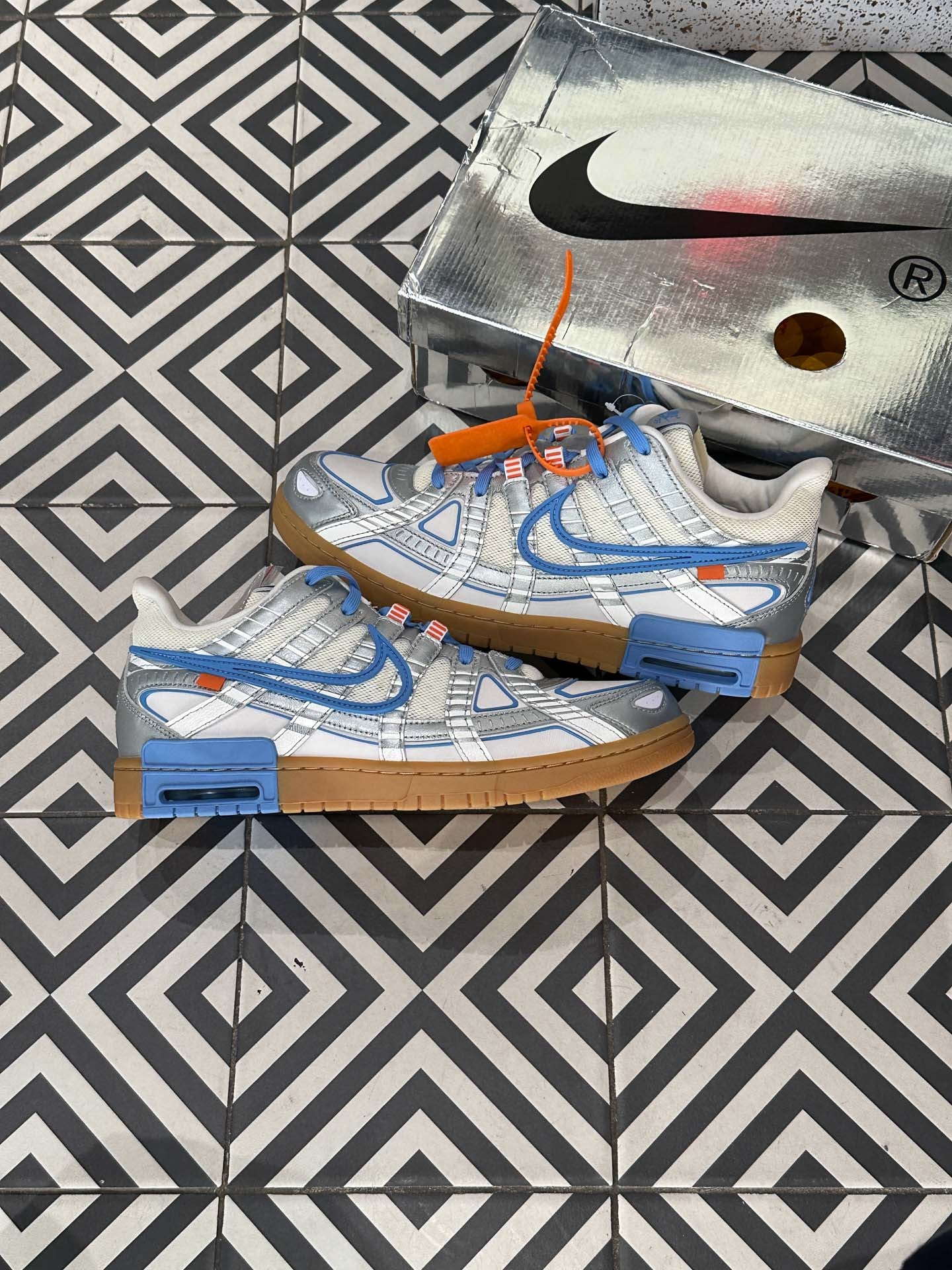 Rubber Off-White University Blue (Taille 41)