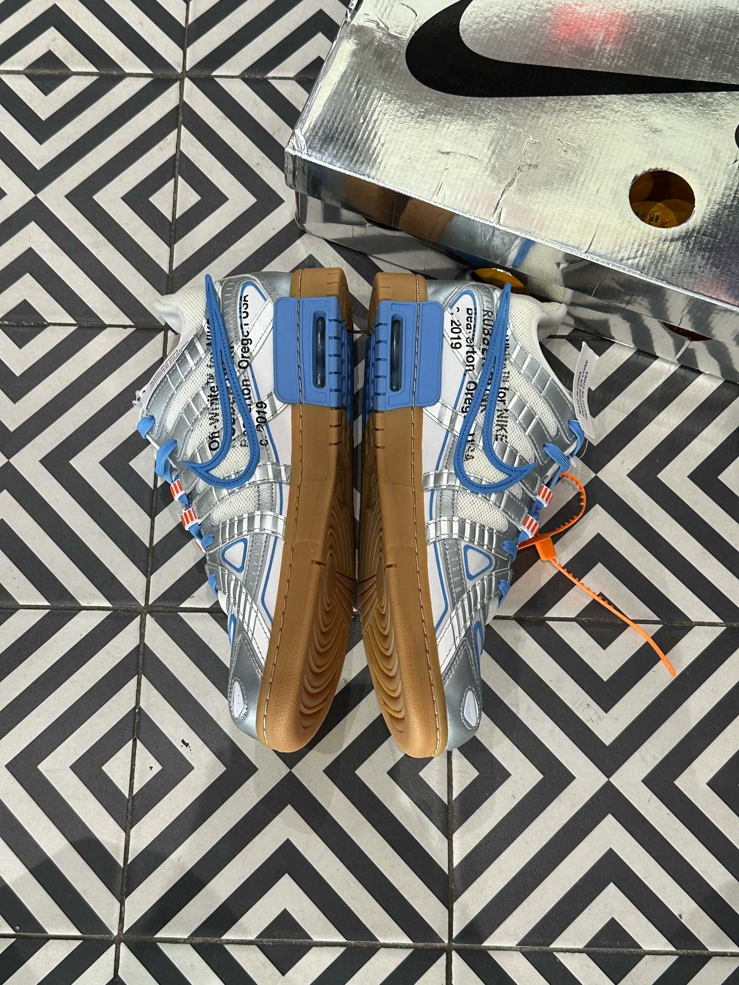 Rubber Off-White University Blue (Taille 41)