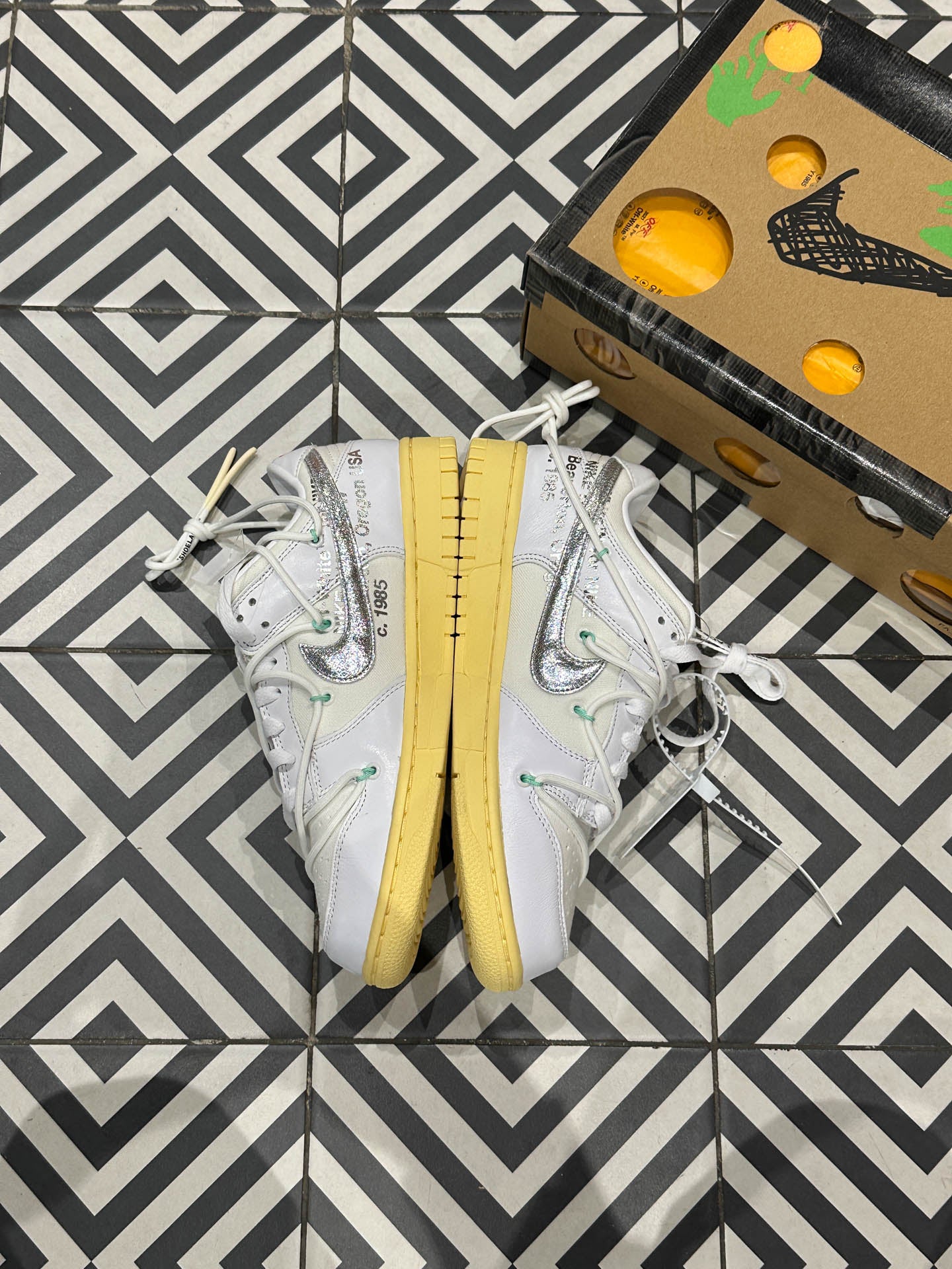Dunk Low Off-White Lot 01/50 (Taille 41)