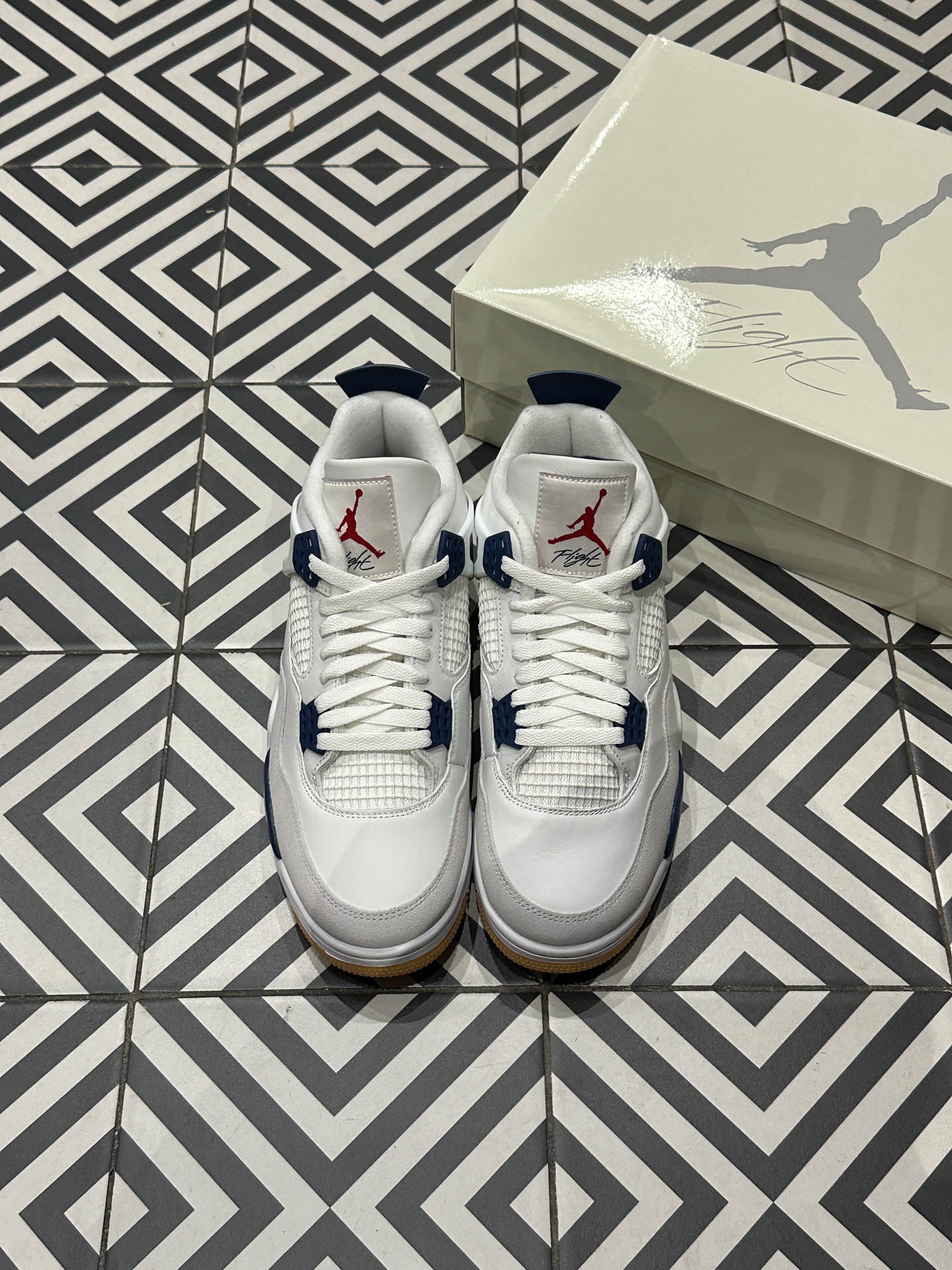 Jordan 4 SB Navy (Taille 47,5)
