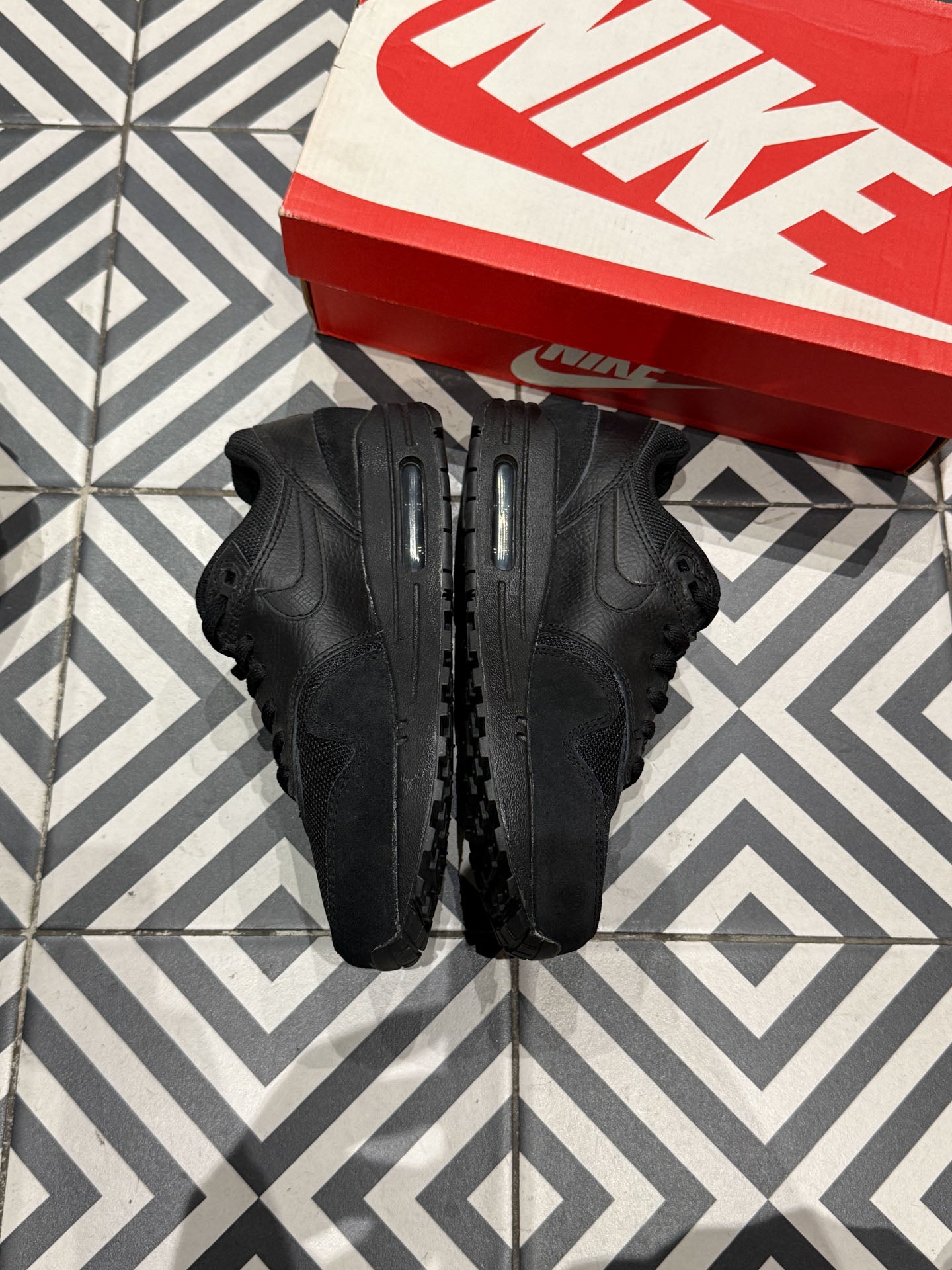 Air Max 1 Black (Taille 36)