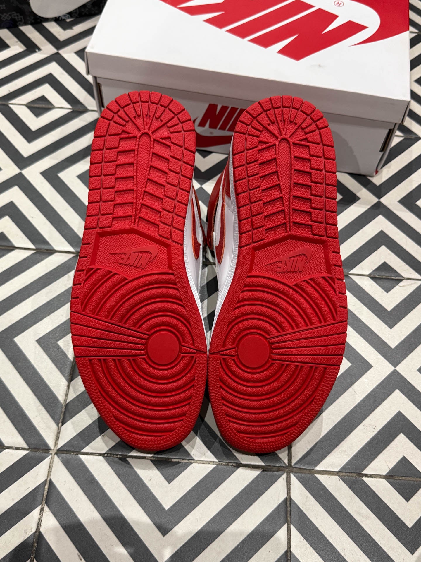 Jordan 1 High Heritage (Taille 41)